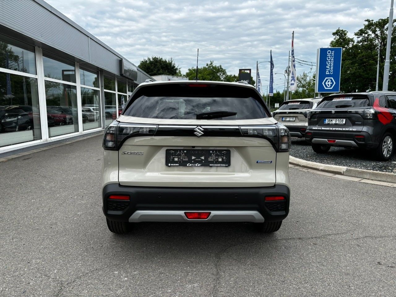 Suzuki S-Cross, 4x4 Black Edition - fotka 6