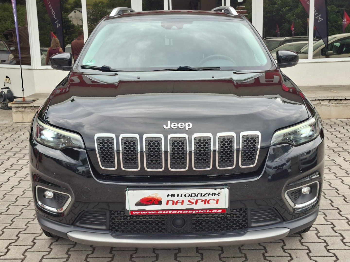 Jeep Cherokee, 2.2M-JET 143kW 4X4 LIMITED - fotka 3