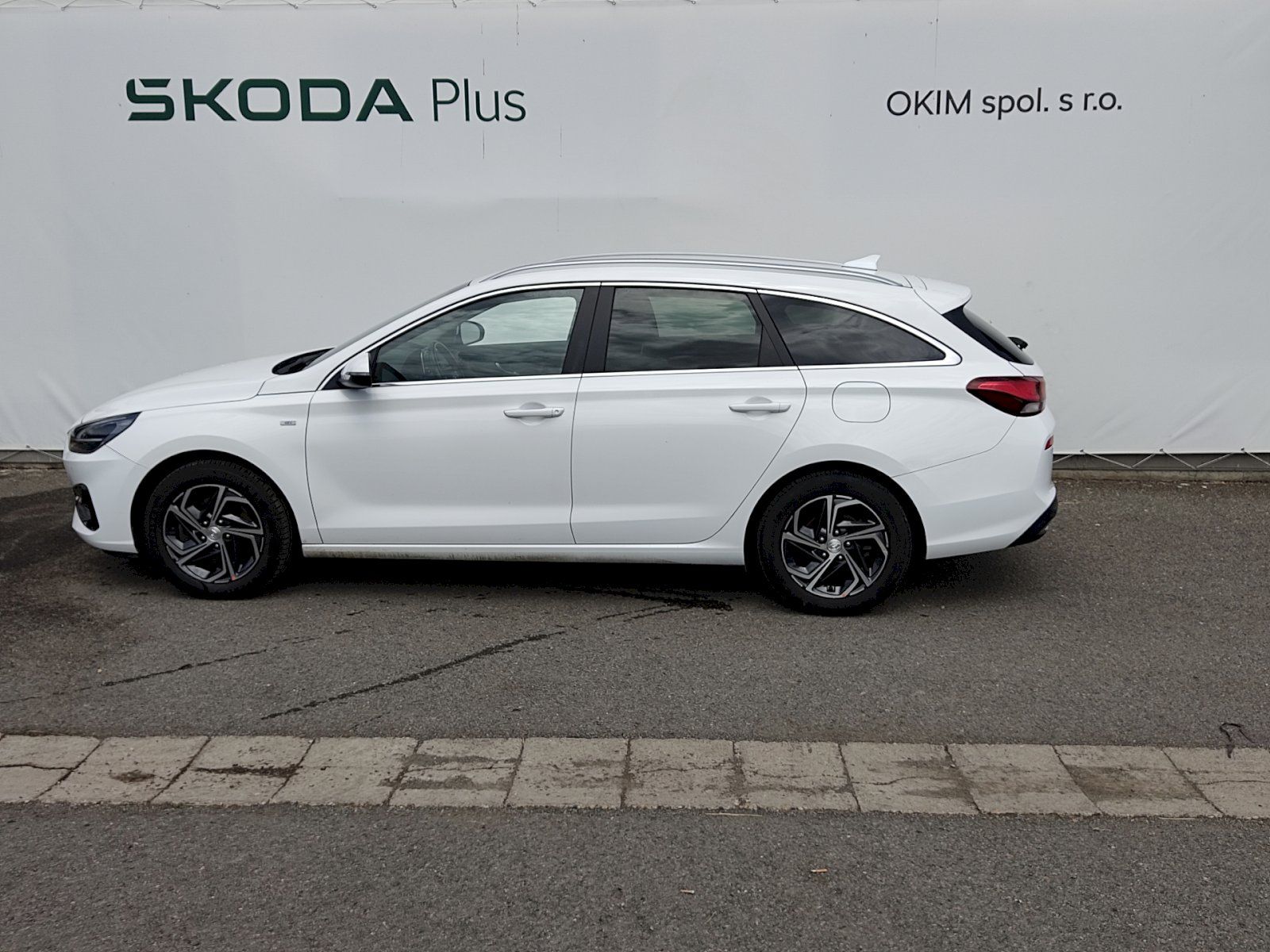 Hyundai i30, CW 1,5 T-GDI 117 kw - fotka 3
