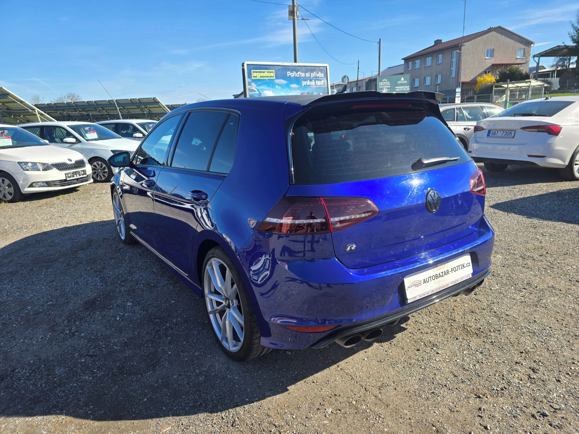 Volkswagen Golf, R 2.0TSi 221KW 4 Motion - fotka 5