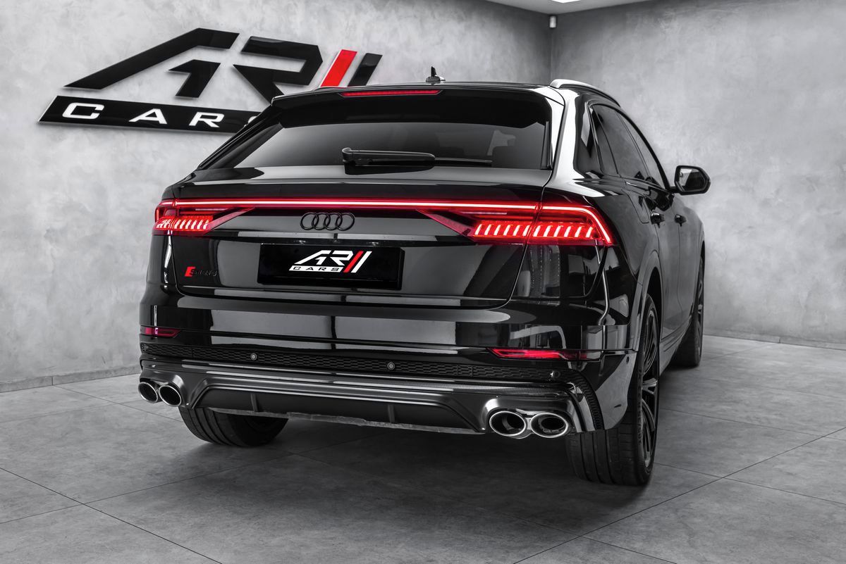 Audi SQ8, competition+, karbon, panorama - fotka 5
