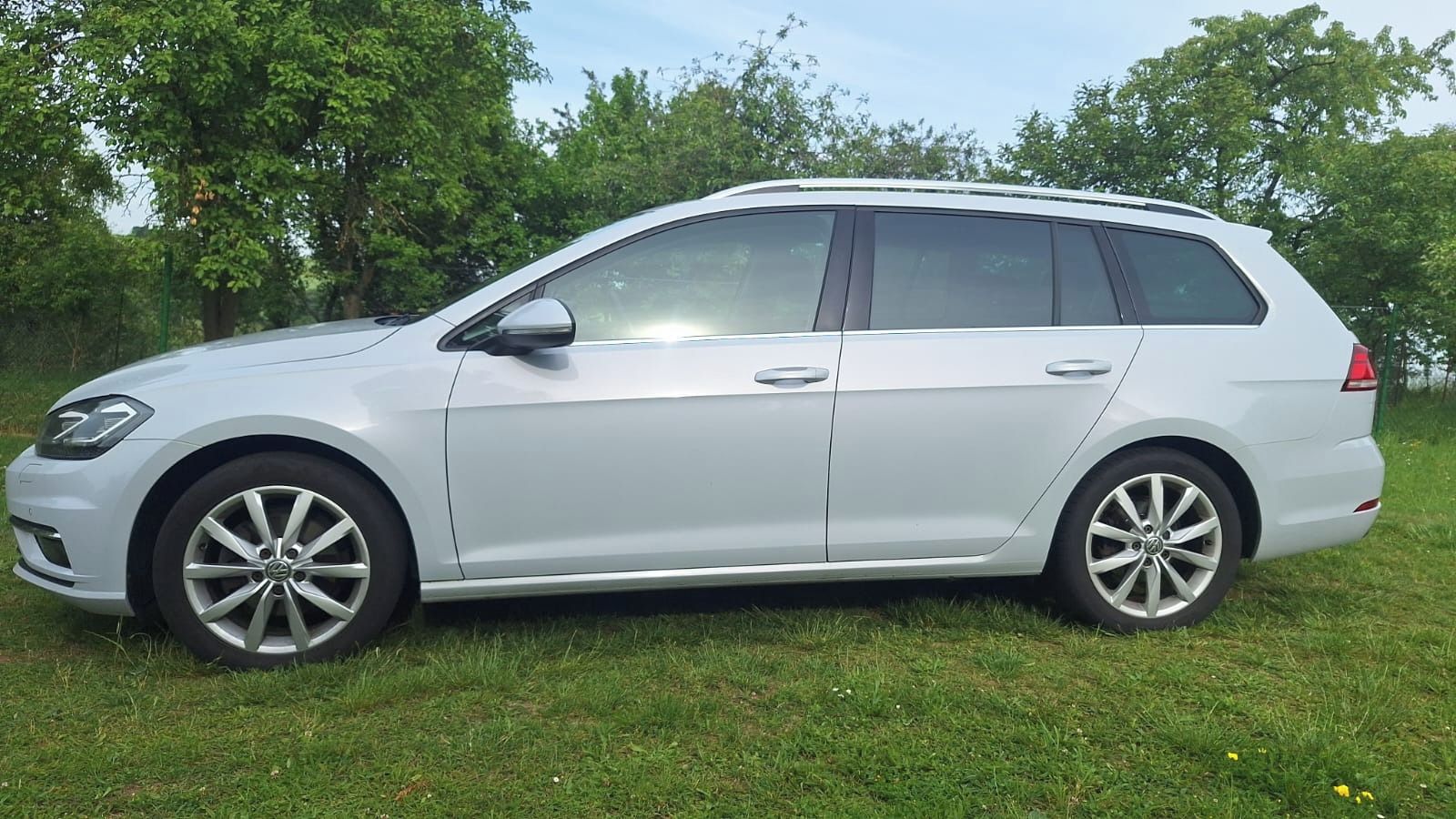 Volkswagen Golf Variant, VW GOLF VARIANT 1.5 TSI 110KW - fotka 2