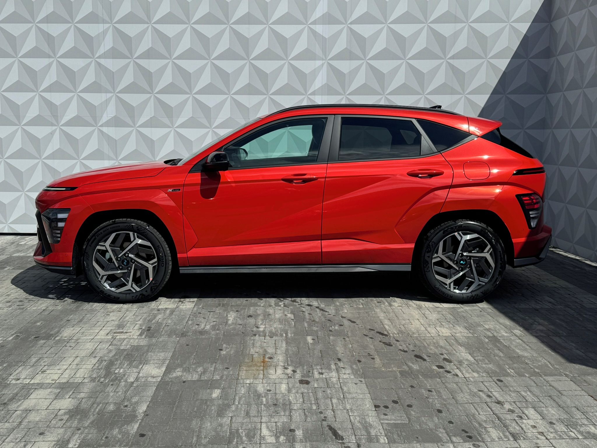 Hyundai Kona, 1.6 GDi HEV N Line STYLE Premi - fotka 2