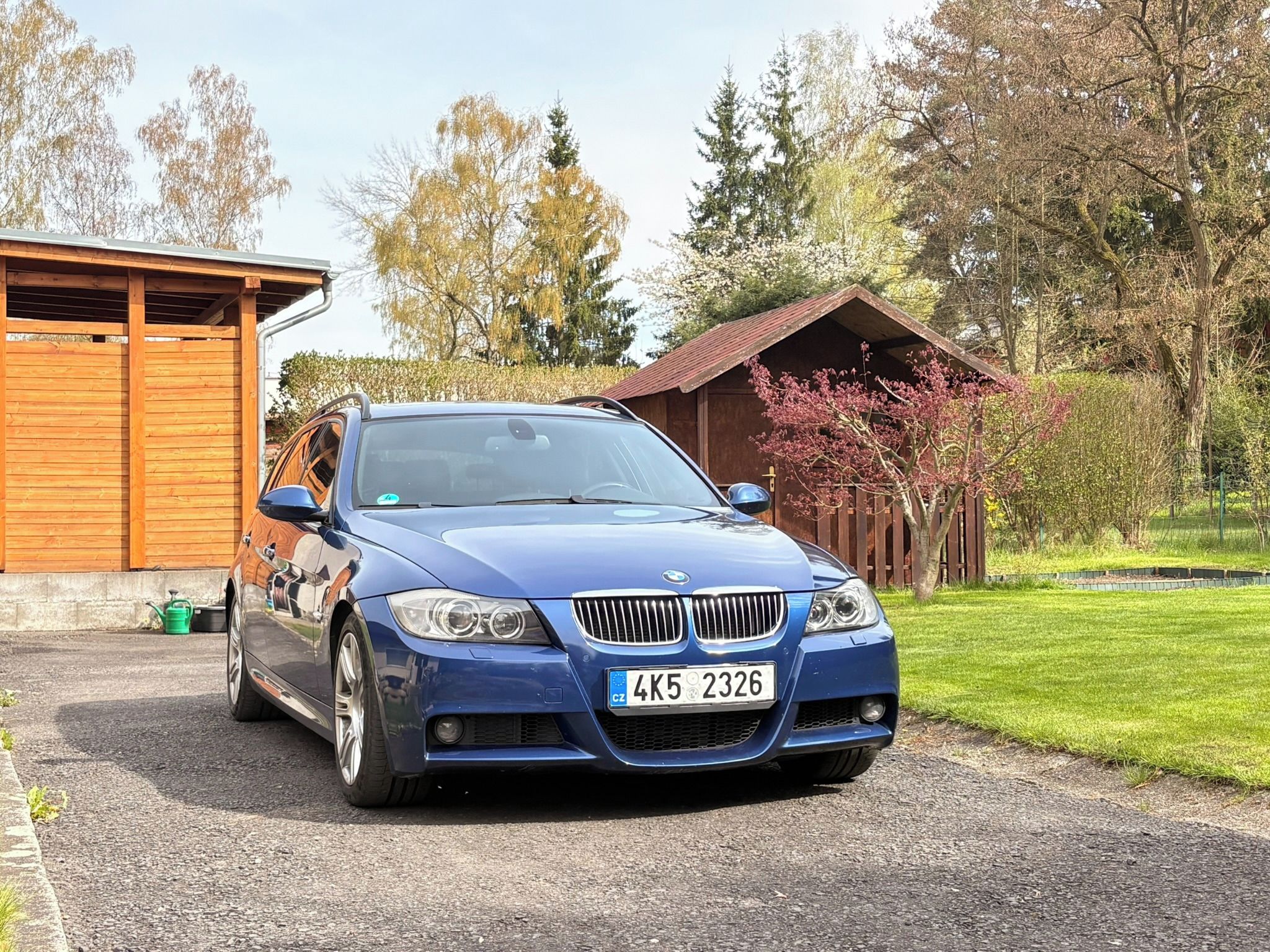BMW Řada 3, BMW 330d, M-Paket manuál zadní - fotka 5