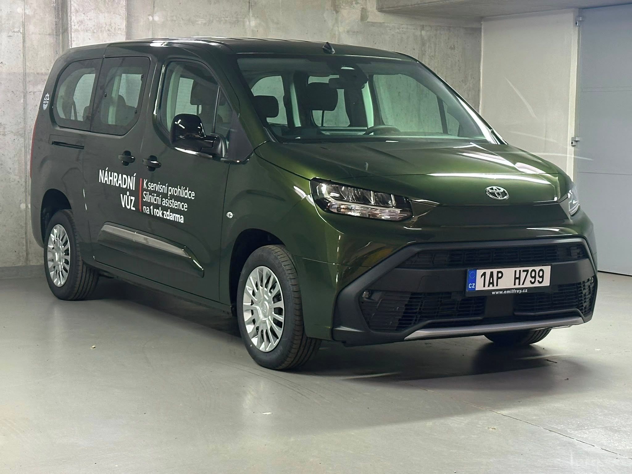Toyota Proace City Verso, 1.2,Passenger,Business 7S Tail - fotka 3