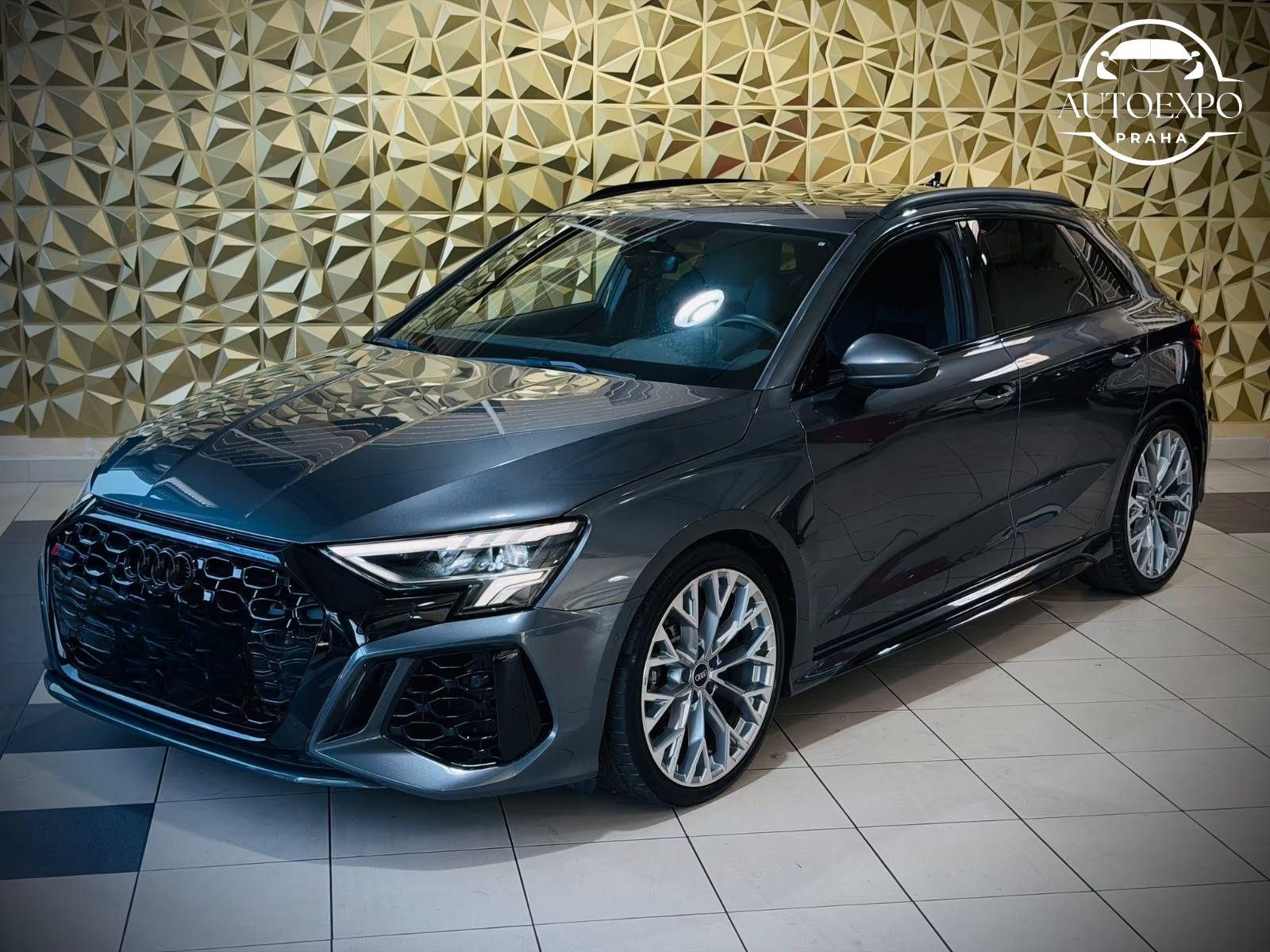 Audi RS3, Sportback 2.5 TFSI quattro|