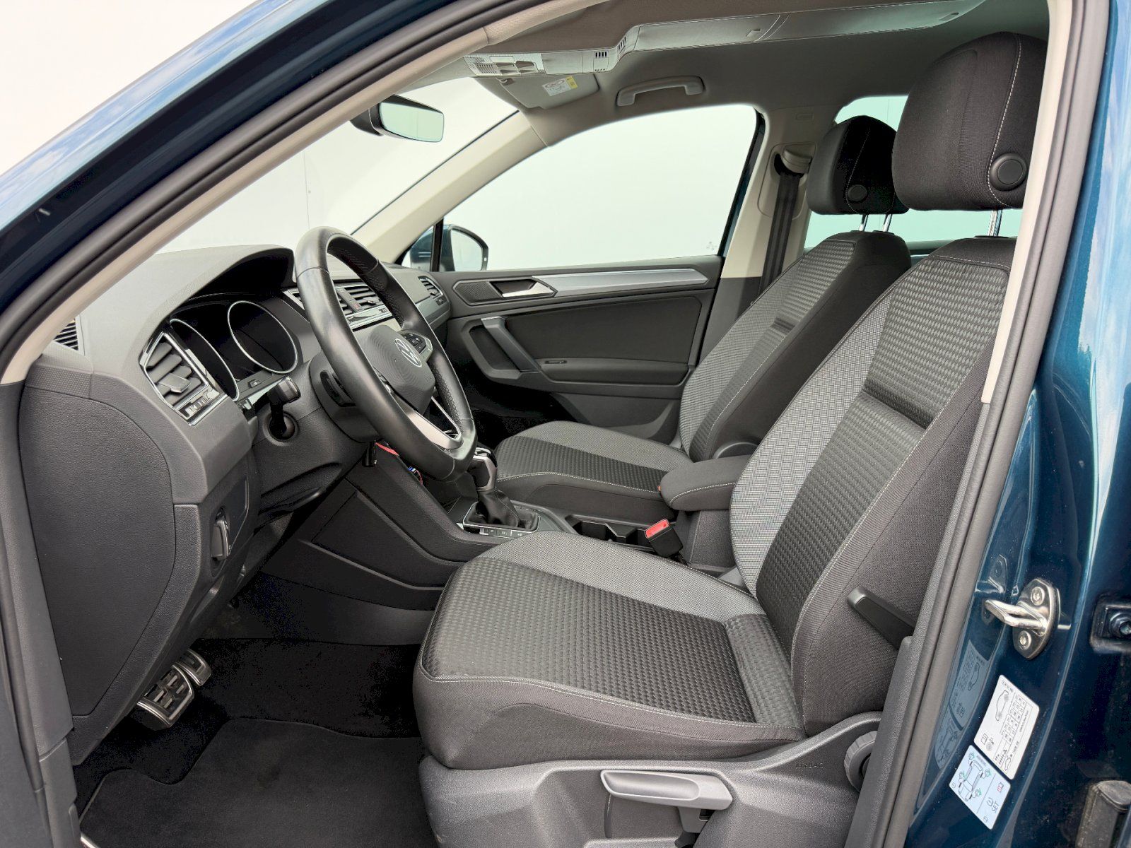 Volkswagen Tiguan, 1.5 TSI 110kW DSG Life Matrix - fotka 5