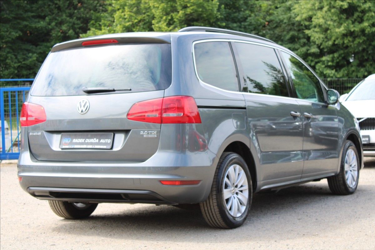 Volkswagen Sharan, 2,0 TDI  4x4,7MÍST,TAŽNÉ - fotka 5