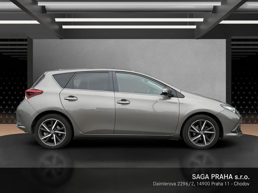 Toyota Auris, 1.6 Valvematic Aut. - fotka 3