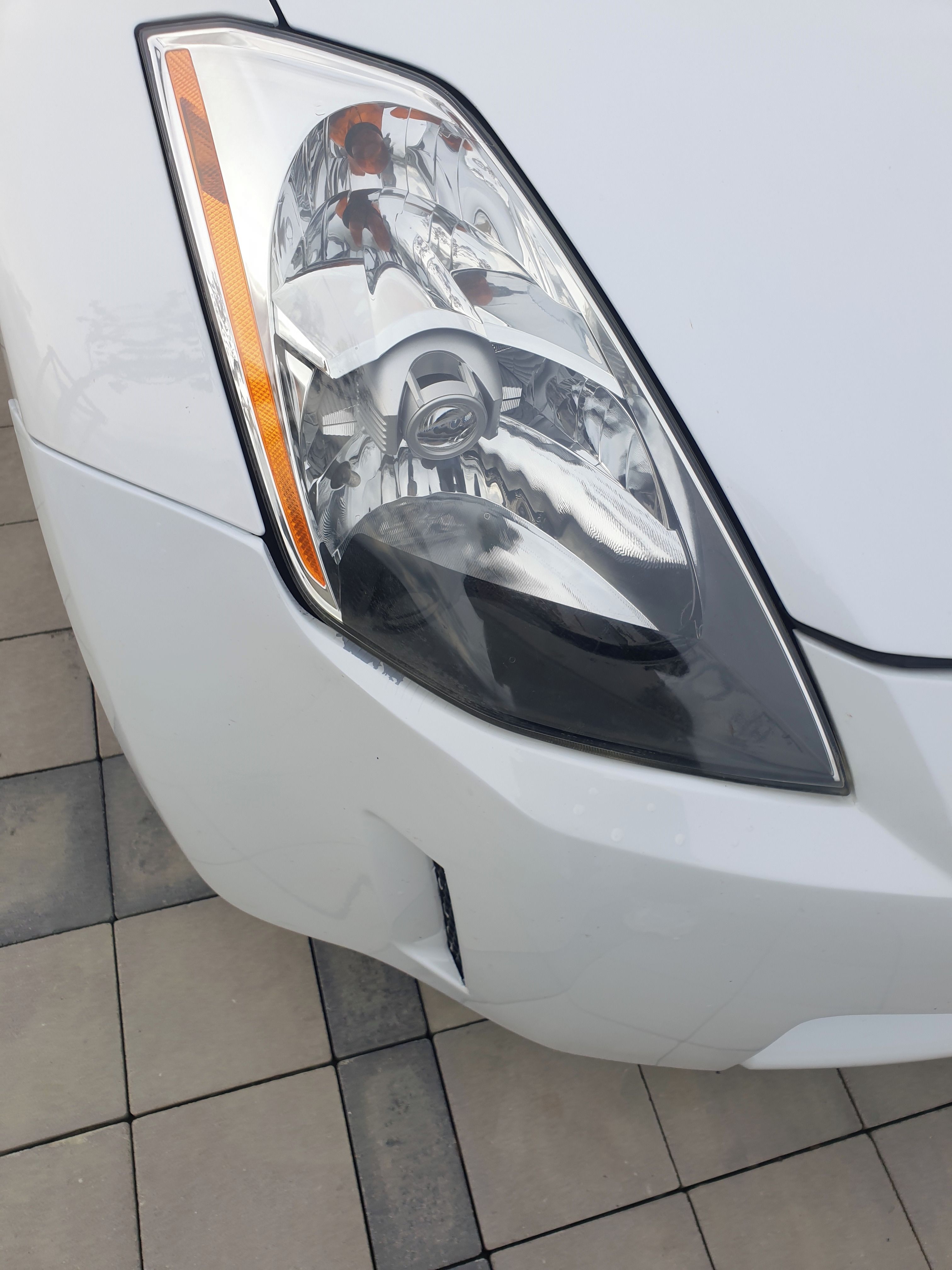 Nissan 350 Z, 3,5 6V VQ35DE - fotka 4