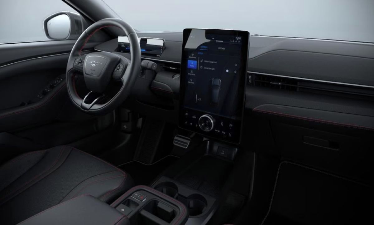 Ford Mustang Mach-E, 88kWh, Premium, PRODL. DOJEZD - fotka 5
