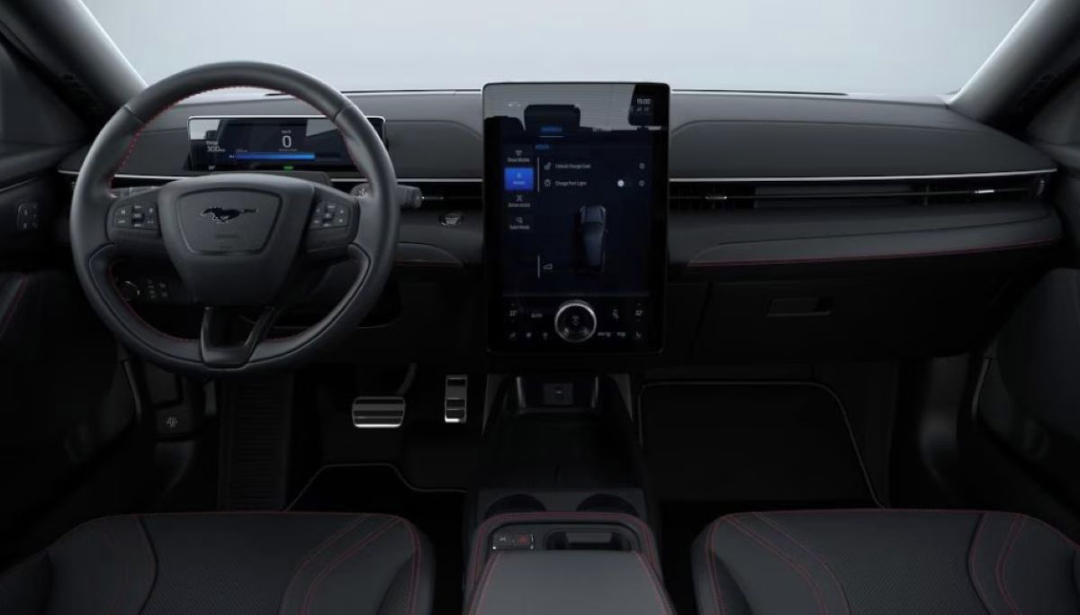 Ford Mustang Mach-E, 88kWh, Premium, PRODL. DOJEZD - fotka 4
