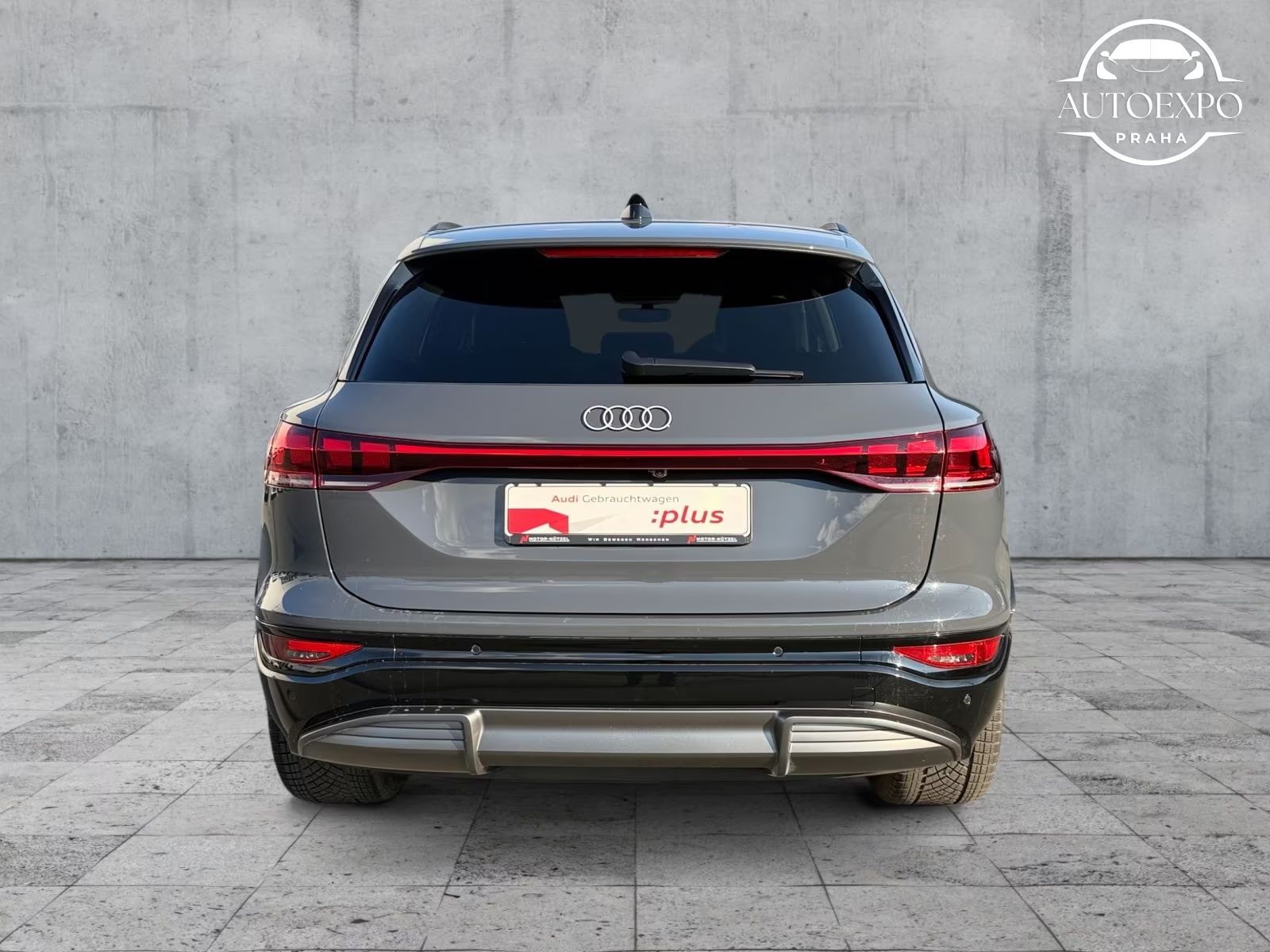Audi Q6 e-tron, perf. S-LINE MATRIX - fotka 4