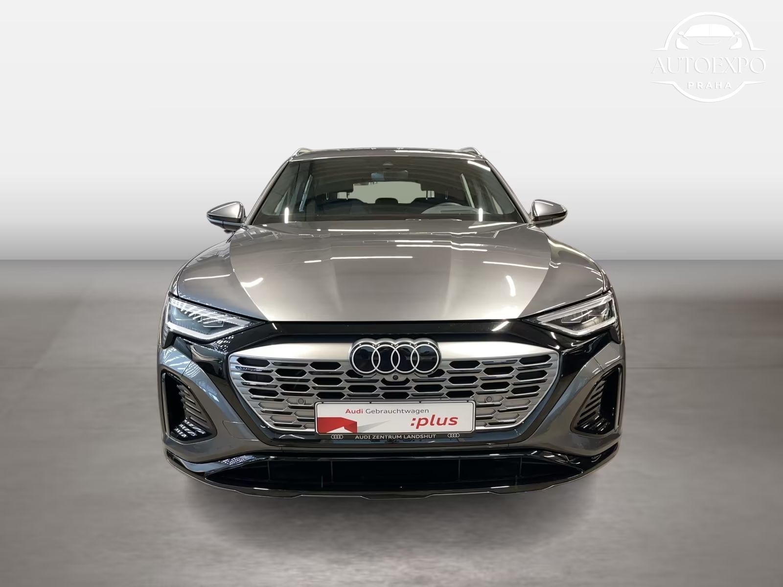Audi Q8 e-tron, 55 quattro S line - fotka 5