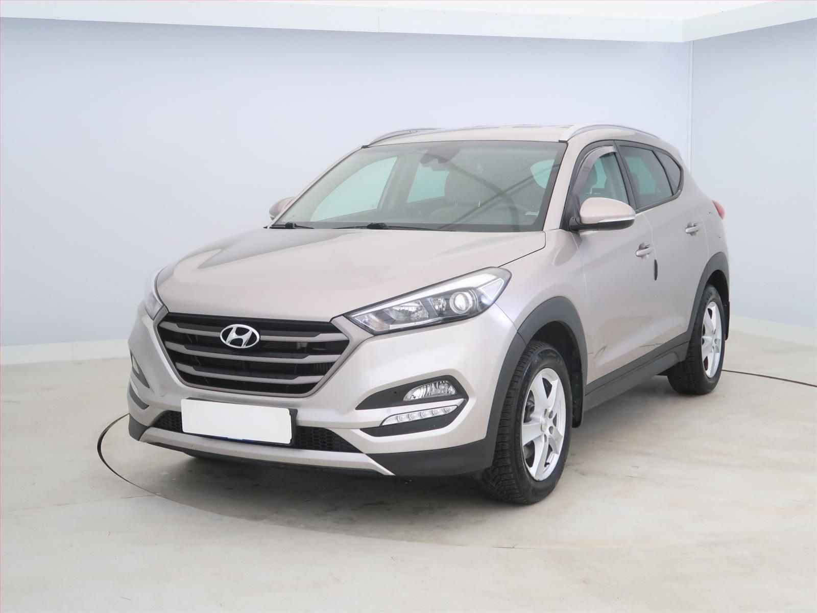Hyundai Tucson, 1.7 CRDi, Trikolor, Serv.kniha - fotka 2