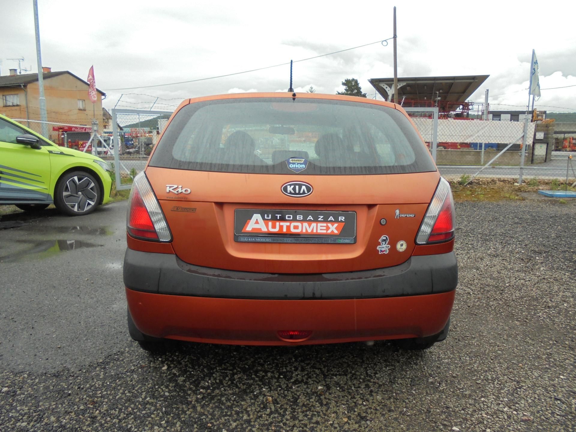 Kia Rio, 1.4i 16V- KLIMA- ČR - fotka 6