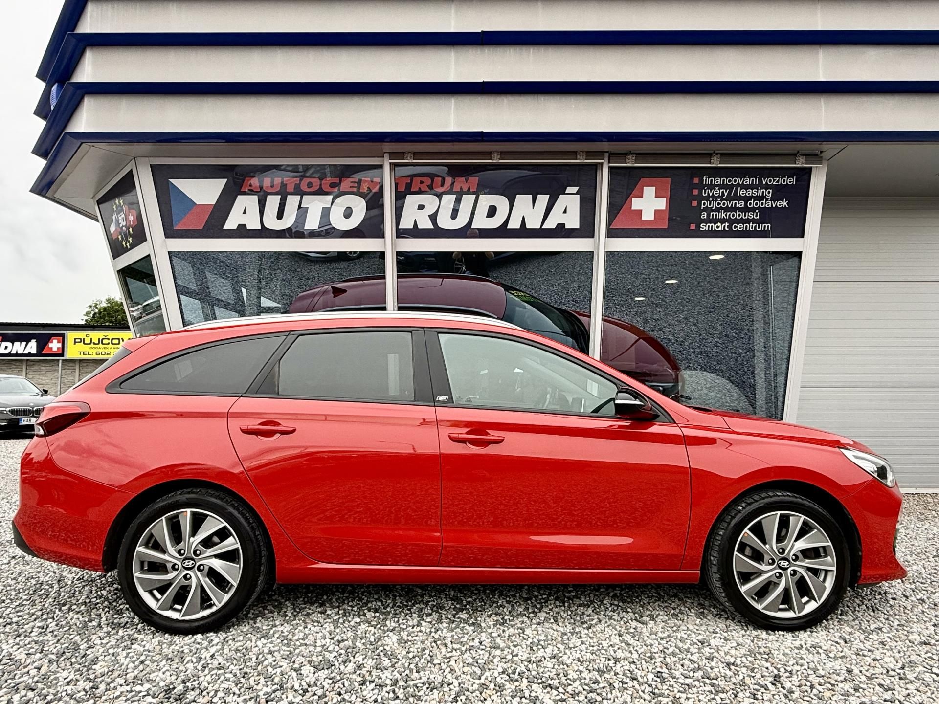 Hyundai i30, 1,4 T-GDI DCT Style Automat ČR - fotka 6