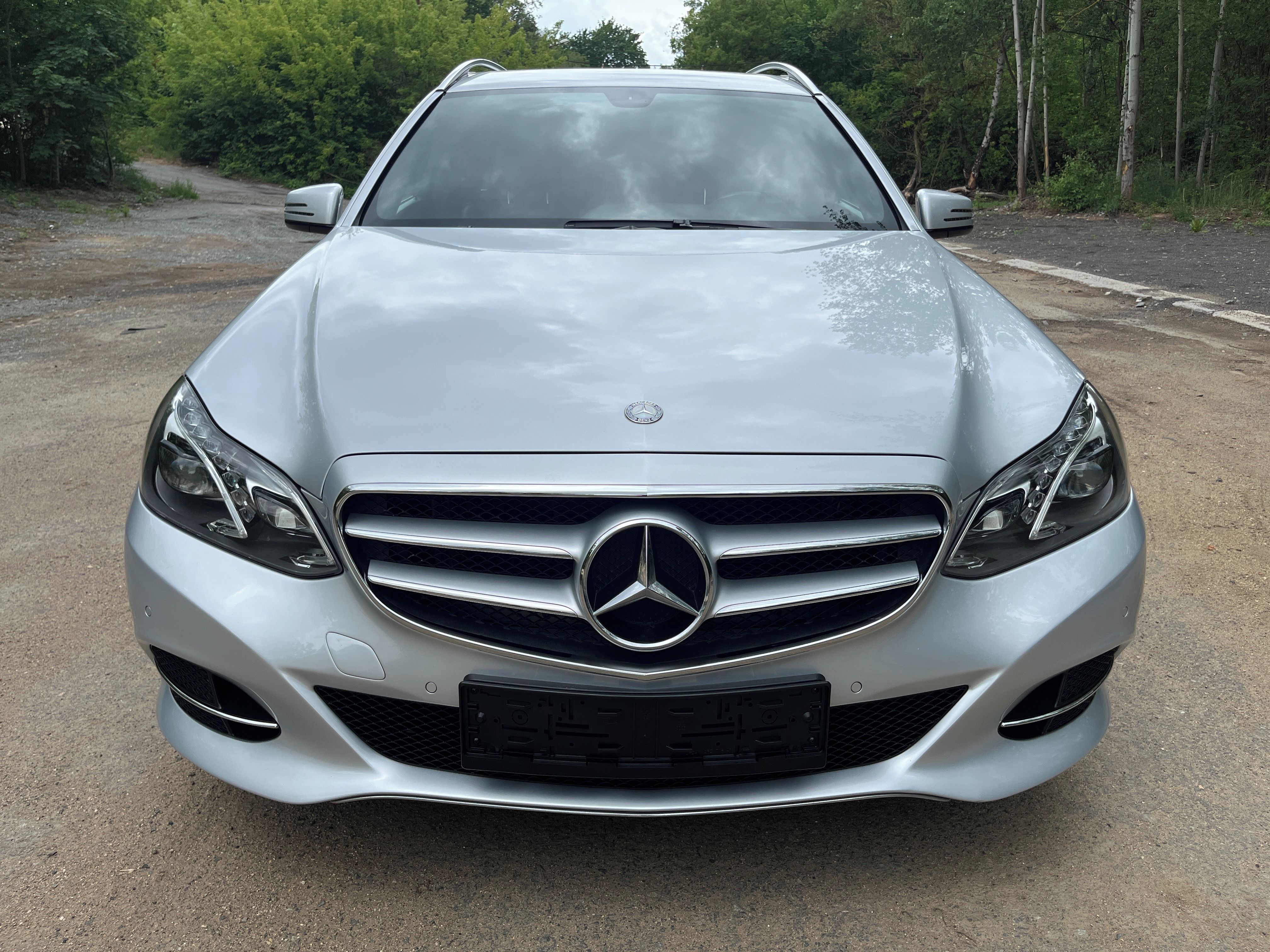 Mercedes-Benz Třídy E, E 200i 135kw 170.000km top - fotka 4