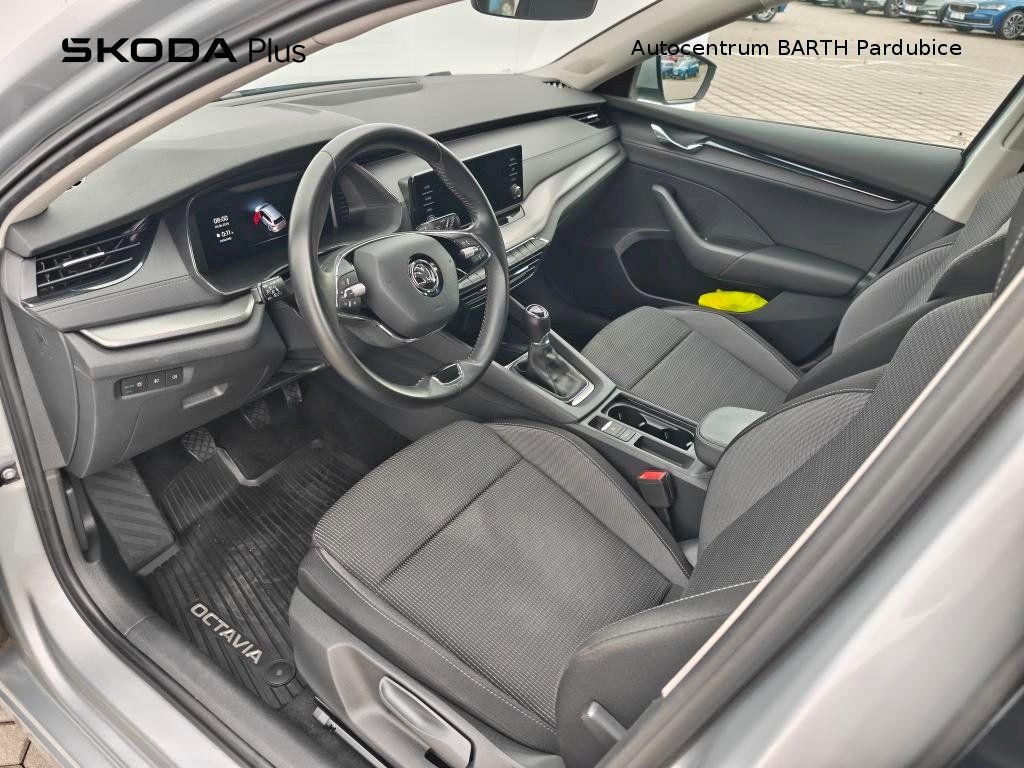 Škoda Octavia, Combi / 2,0 TDI / 85 kW / Ambi - fotka 5