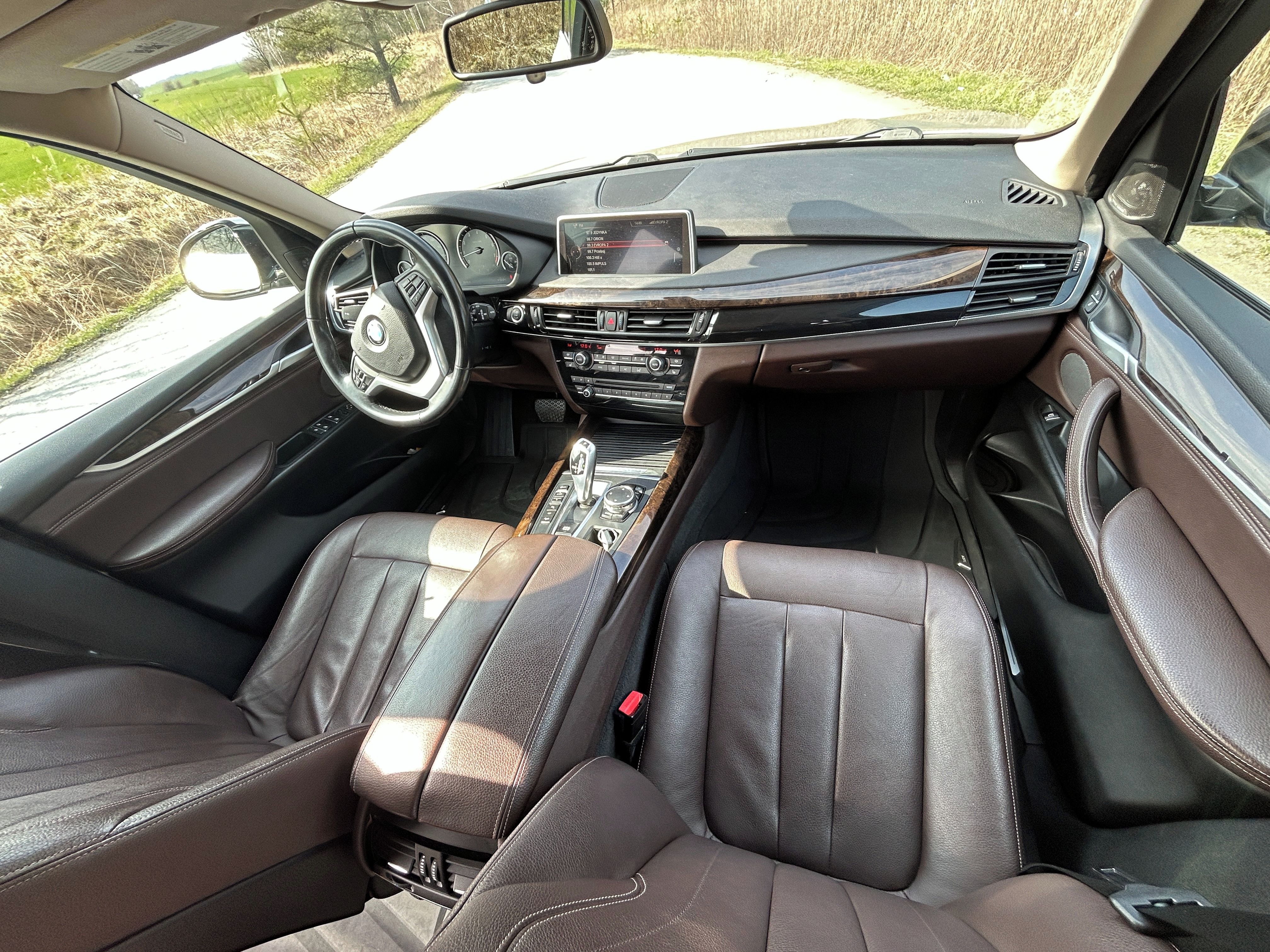 BMW X5, BMW X5 35i F15 xDrive 2015 - fotka 5