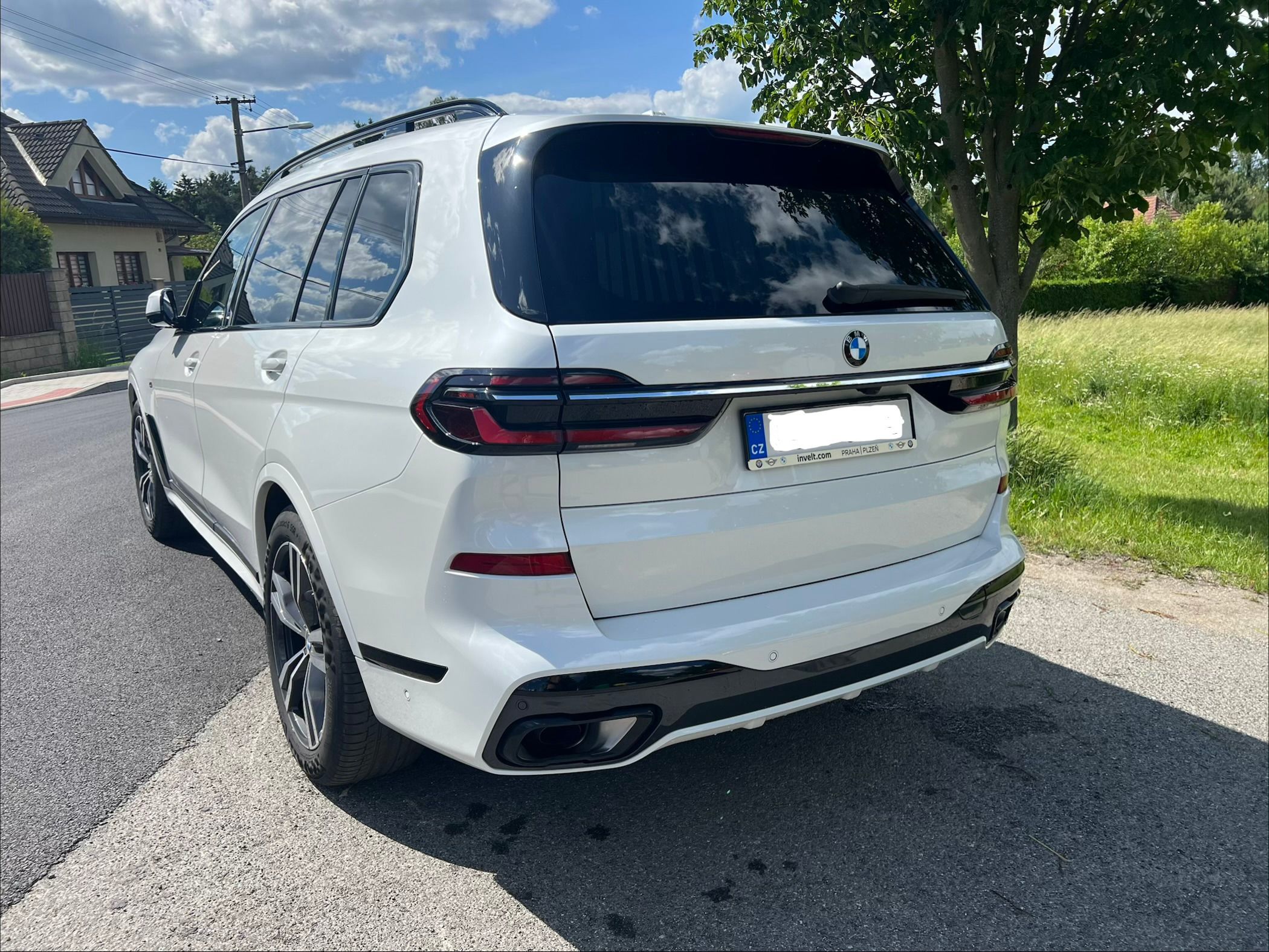 BMW X7 - fotka 3