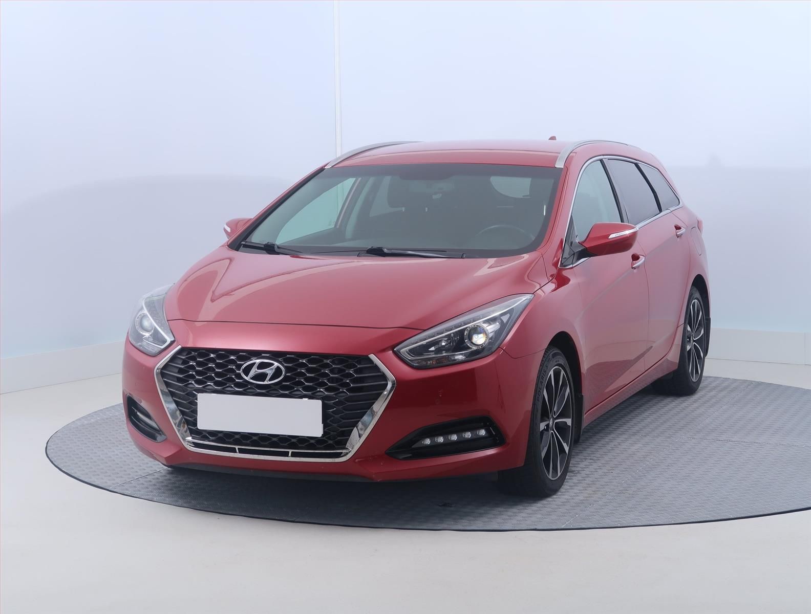Hyundai i40, 1.6 CRDi, Automat, Serv.kniha - fotka 2
