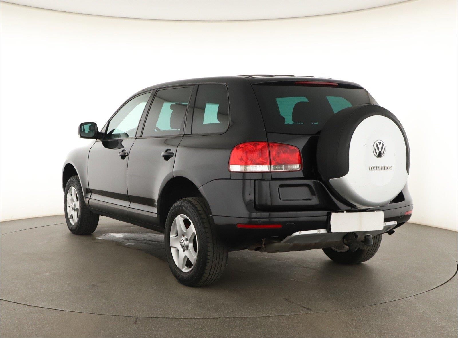Volkswagen Touareg, 2.5 R5 TDI, 4X4 - fotka 4