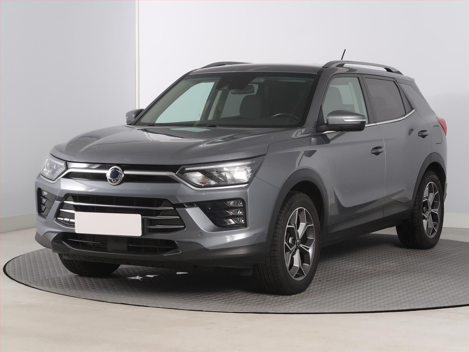 SsangYong Korando, 1.5 T-GDI, ČR,1.maj - fotka 2