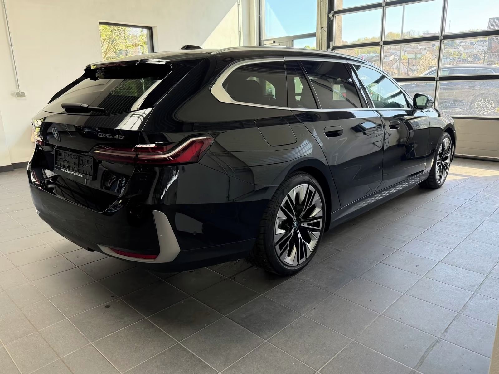 BMW i5, Touring 40eDrive Bowers*HUD - fotka 4