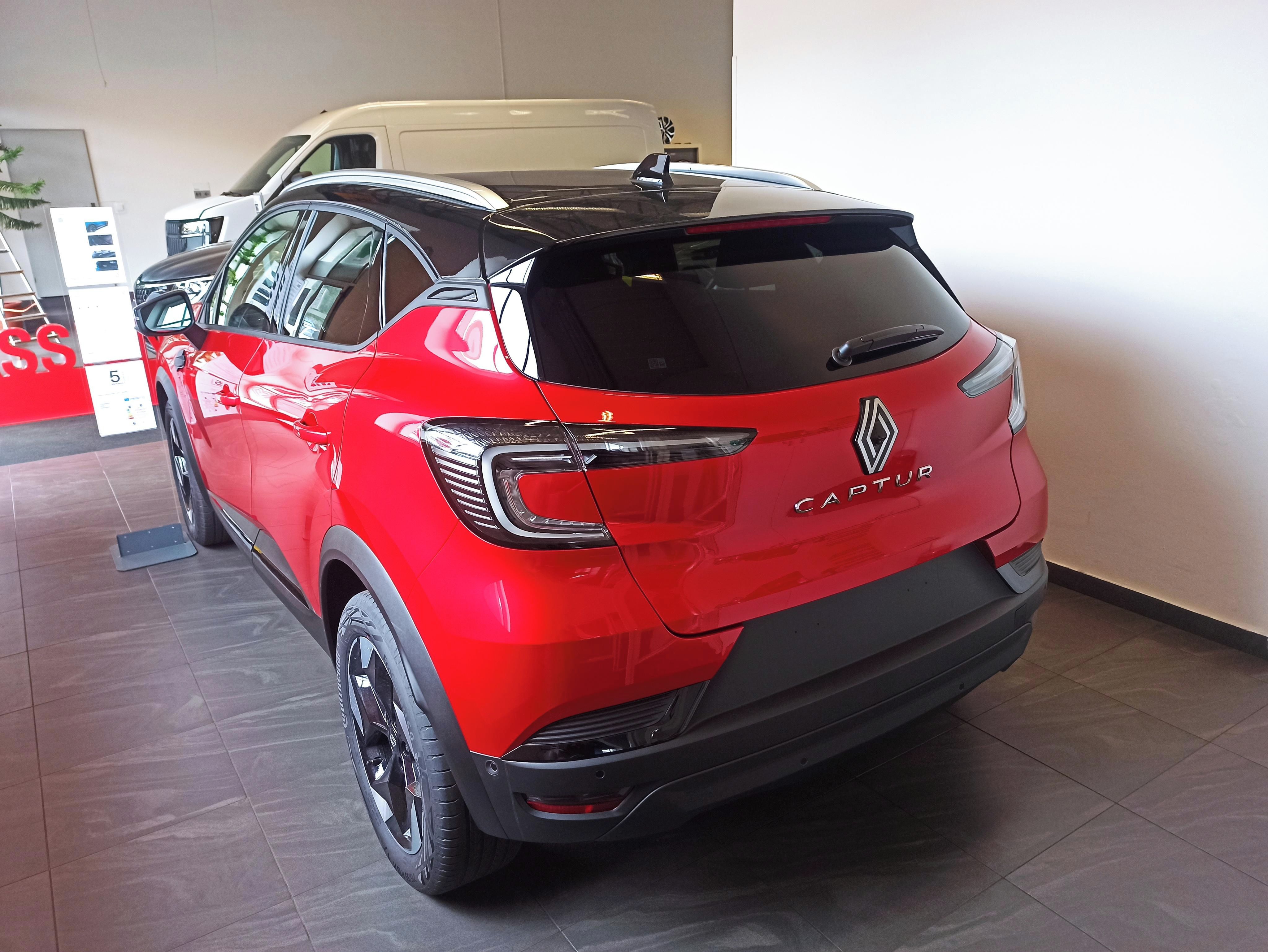Renault Captur, Techno TCe 115 - fotka 2