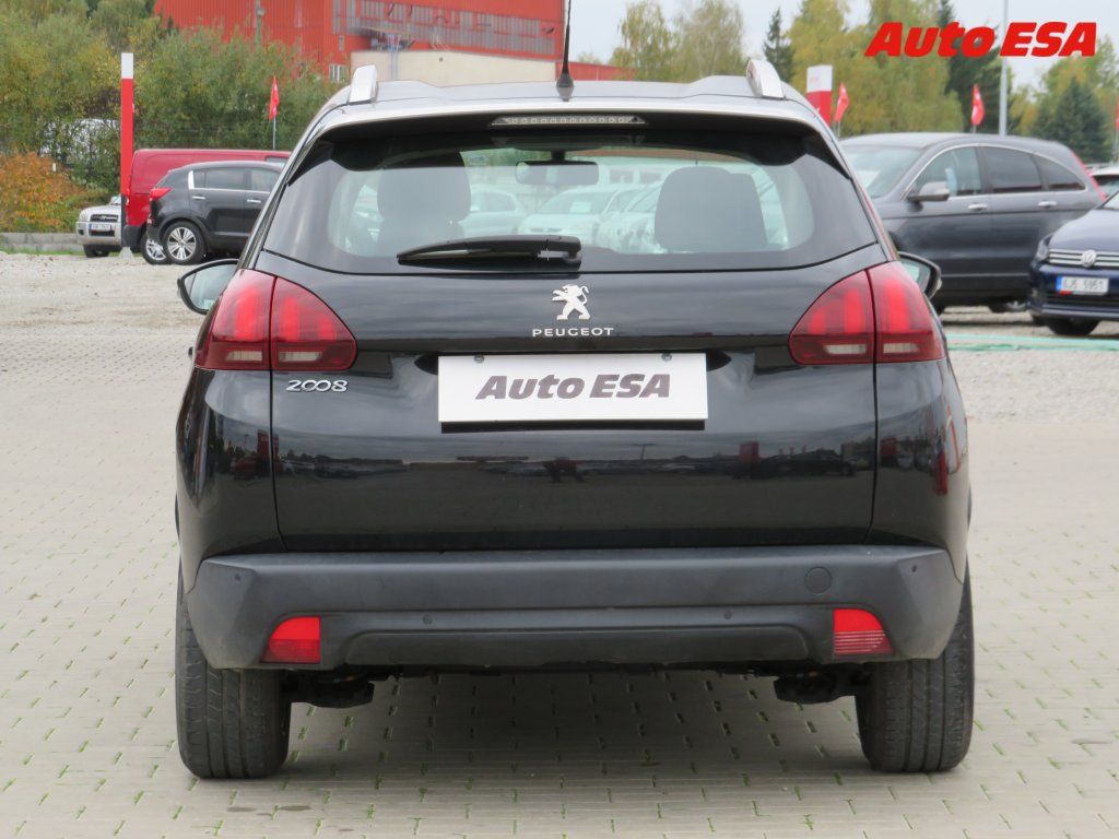 Peugeot 2008, 1.2PT,AC,tempo,park.čidla - fotka 5
