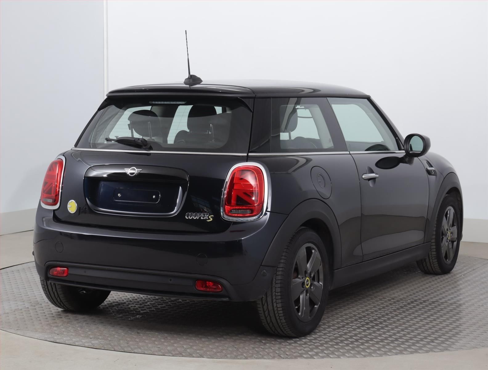 Mini, Cooper SE 32 kWh, Automat - fotka 5