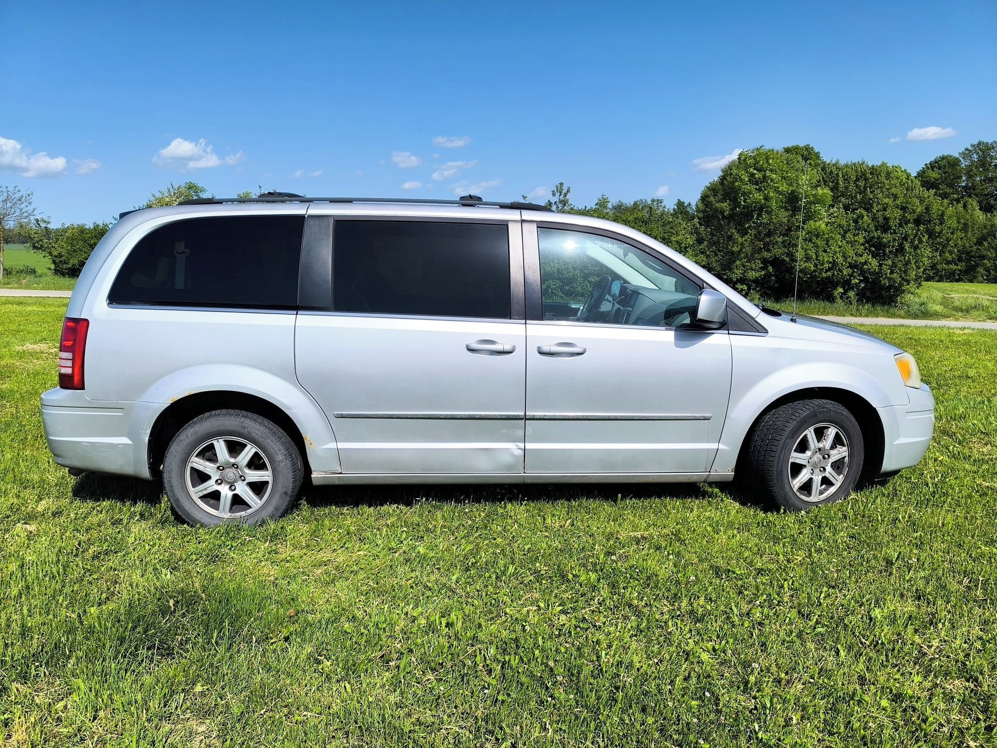 Chrysler Town & Country, RT 3,8 V6 - fotka 5
