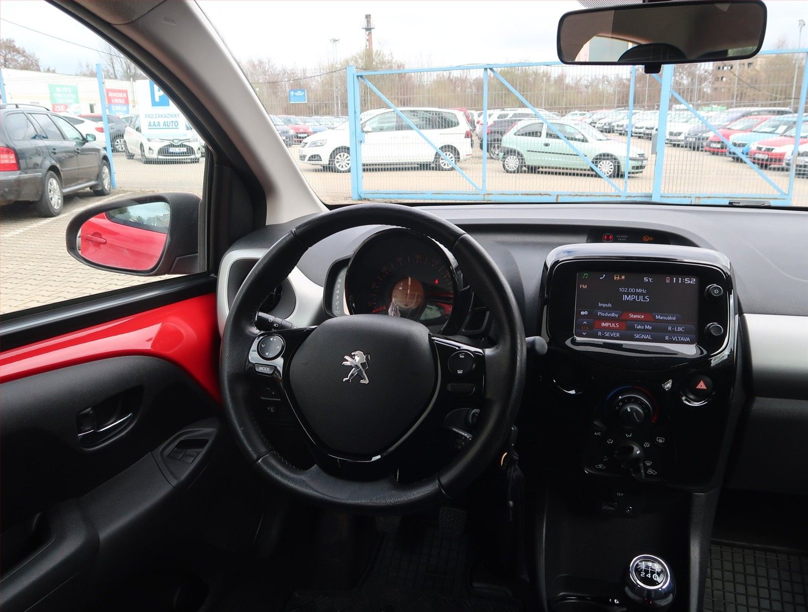 Peugeot 108, 1.2 PureTech, Klima, Tempomat - fotka 6