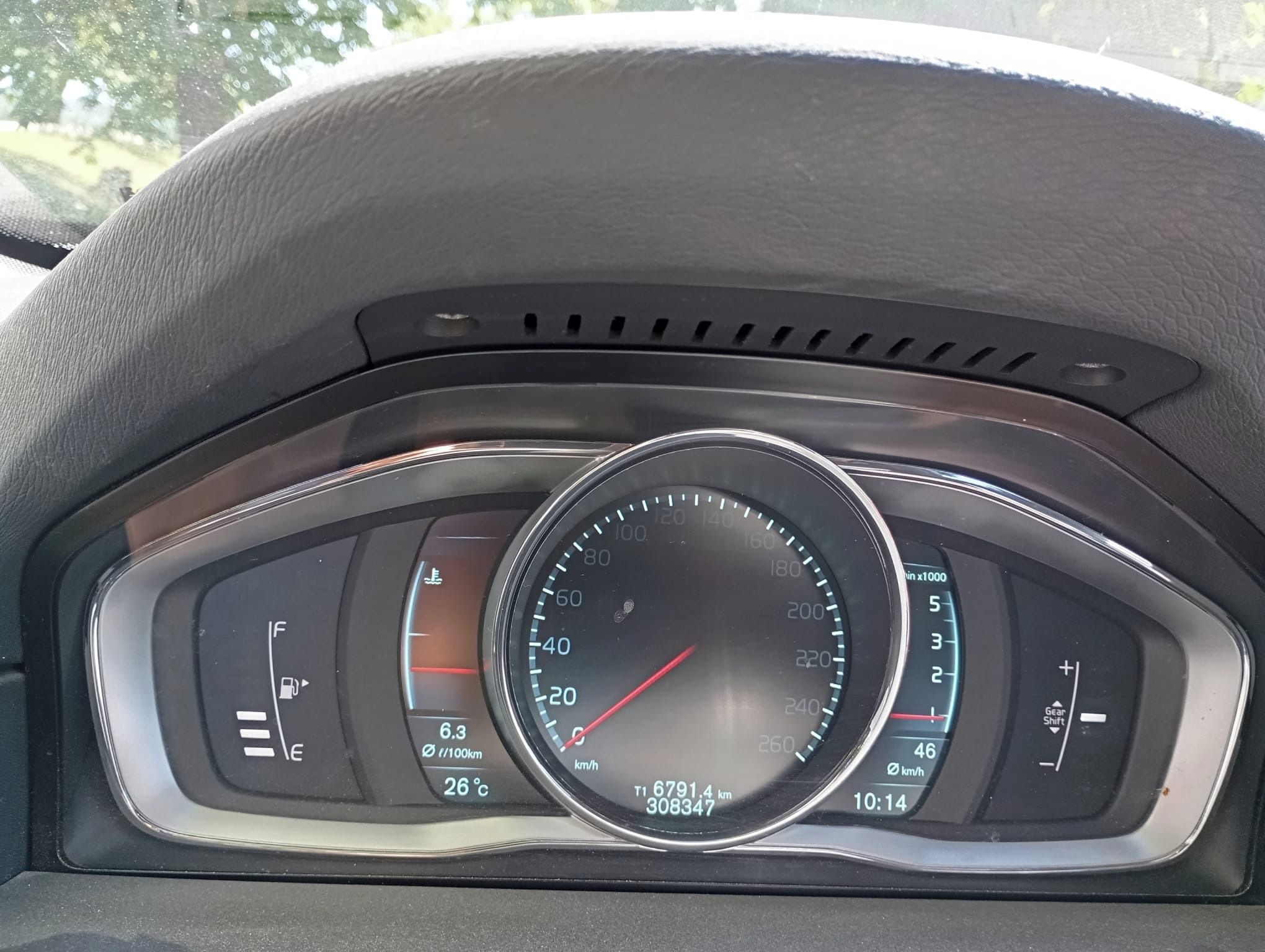 Volvo V70, VolvoV70 D4 133 kW manuál,kůže - fotka 5