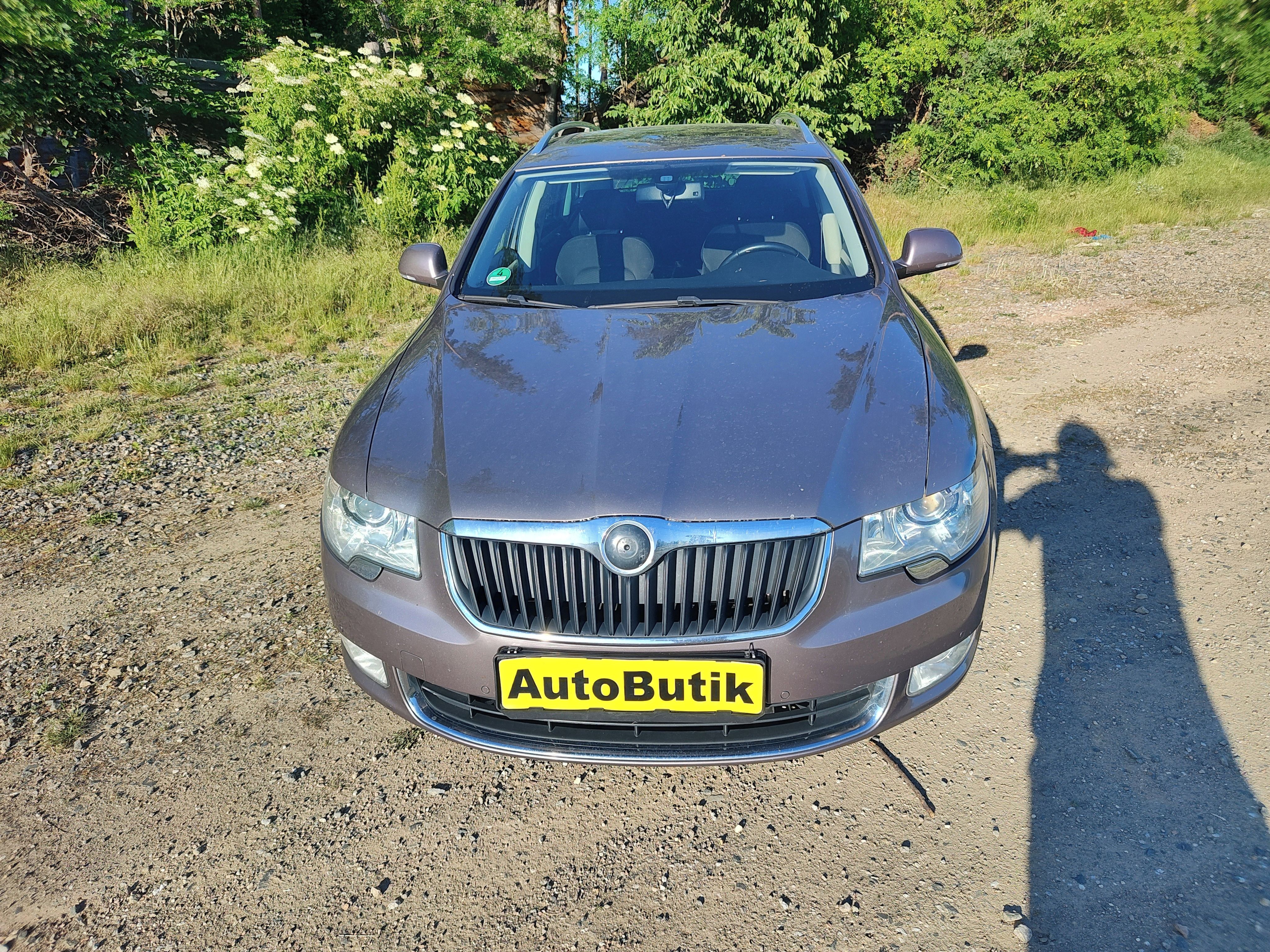 Škoda Superb, 2,0 TDI 125 KW Panorama - fotka 2