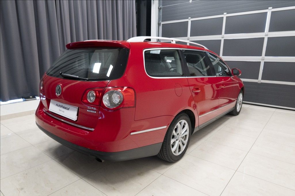 Volkswagen Passat, 2,0 FSI 4 MOTION HIGHLINE ČR - fotka 4
