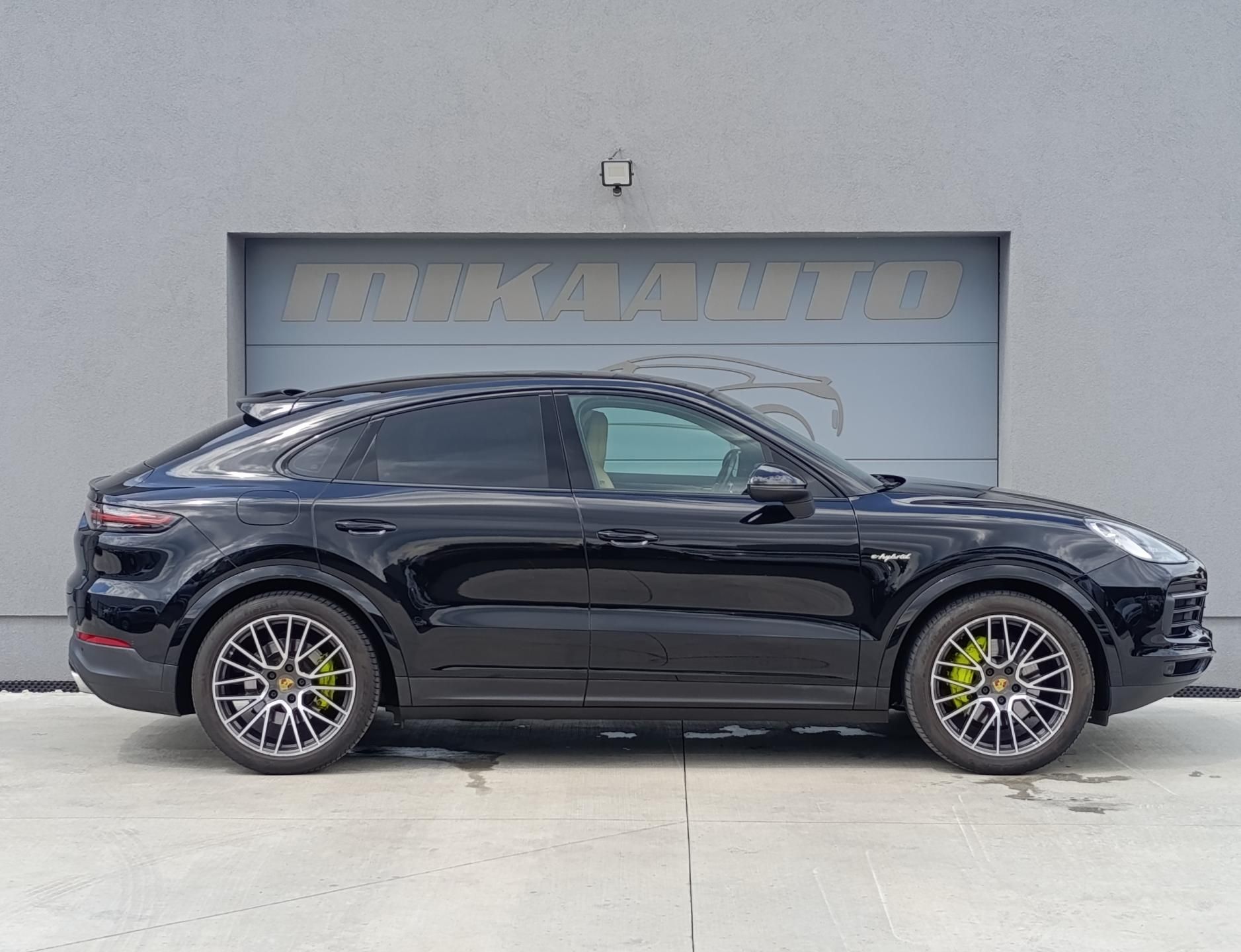 Porsche Cayenne, E-HYBRID 340kW COUPÉ CHRONO - fotka 4