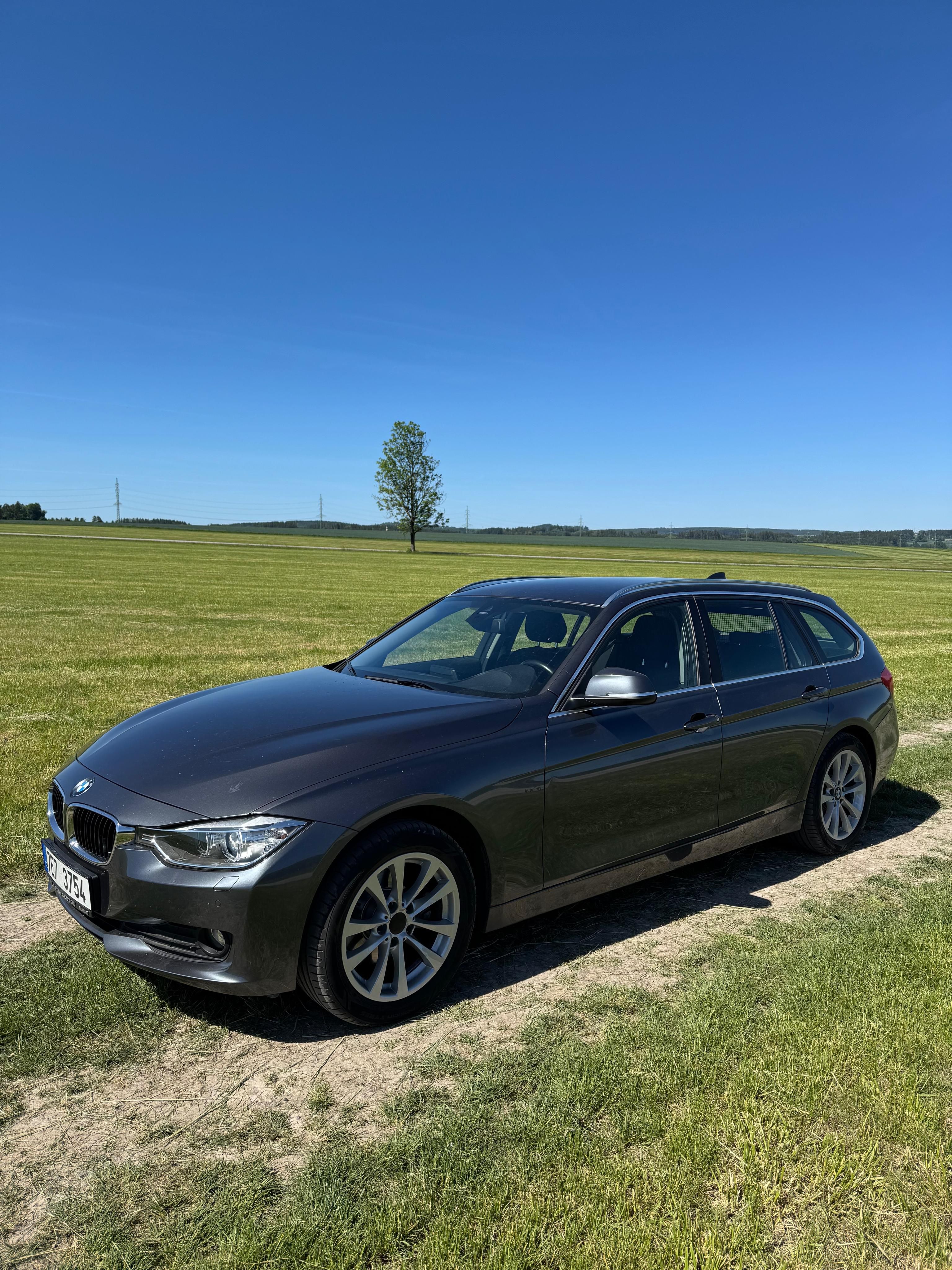 BMW Řada 3, BMW 320d xDrive Touring, 4x4 - fotka 3