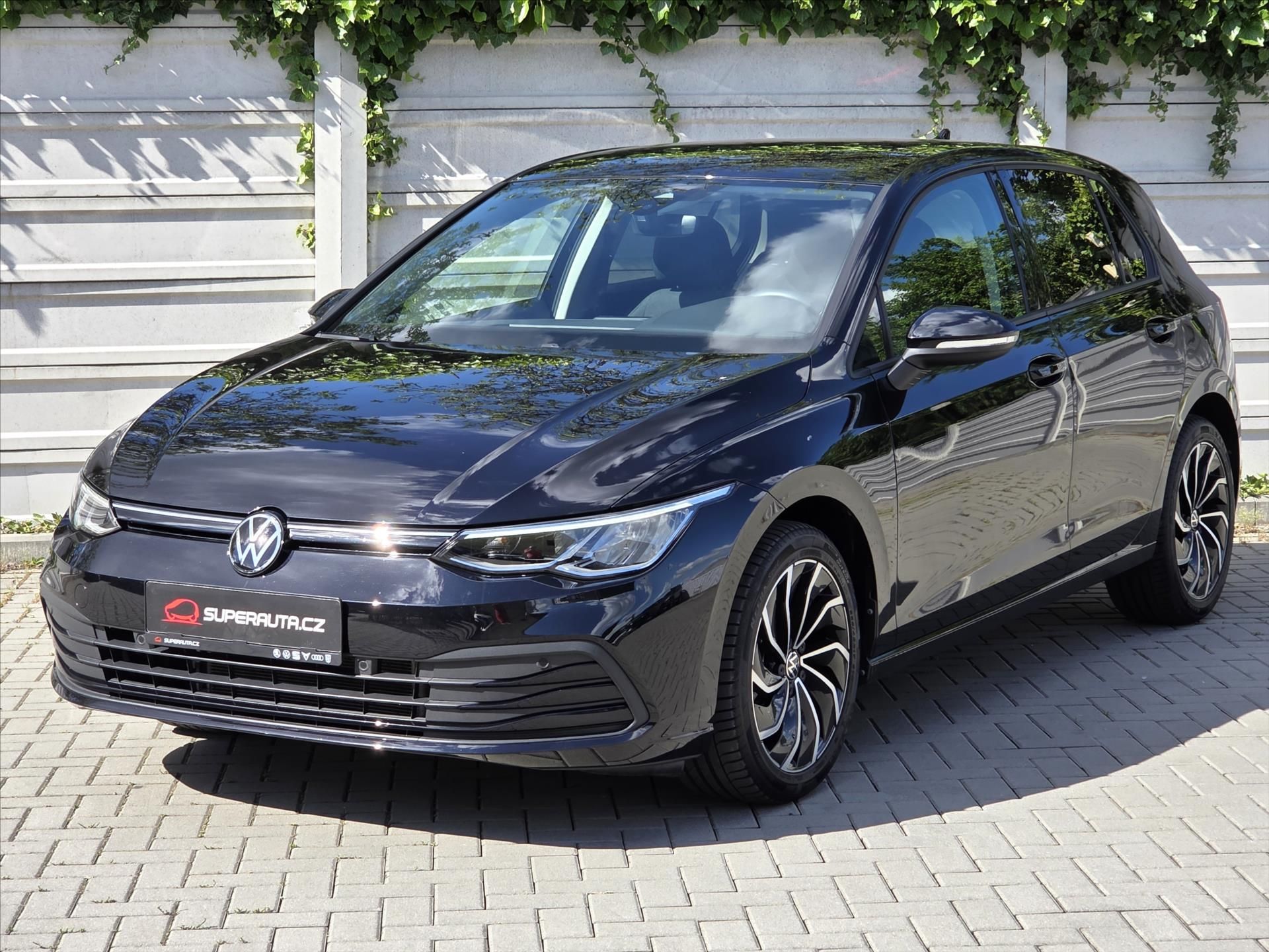 Volkswagen Golf, 1,5 TSi 96kW Life Tov.Záruka Č - fotka 3