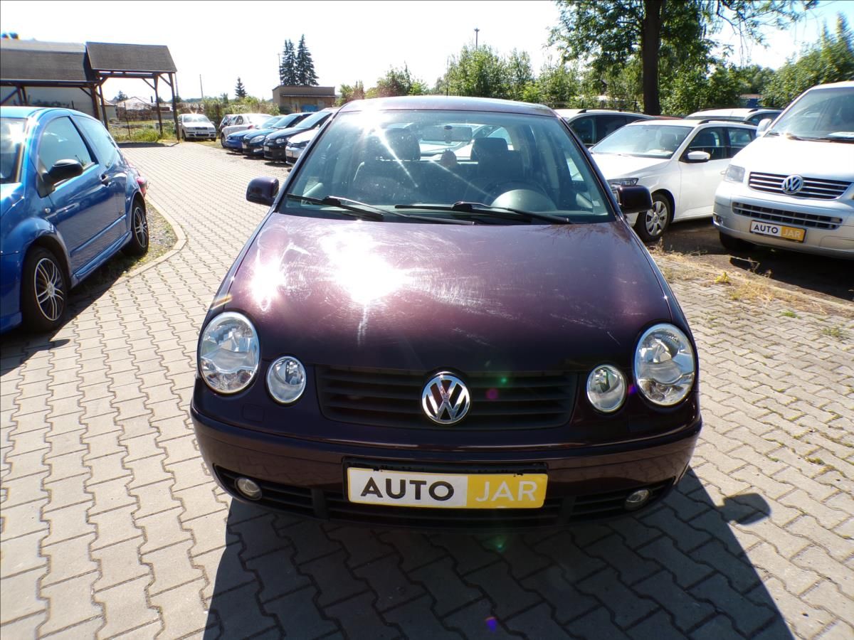 Volkswagen Polo, 1,2 i  KLIMA,TAŽNÉ ZAŘÍZENÍ - fotka 3