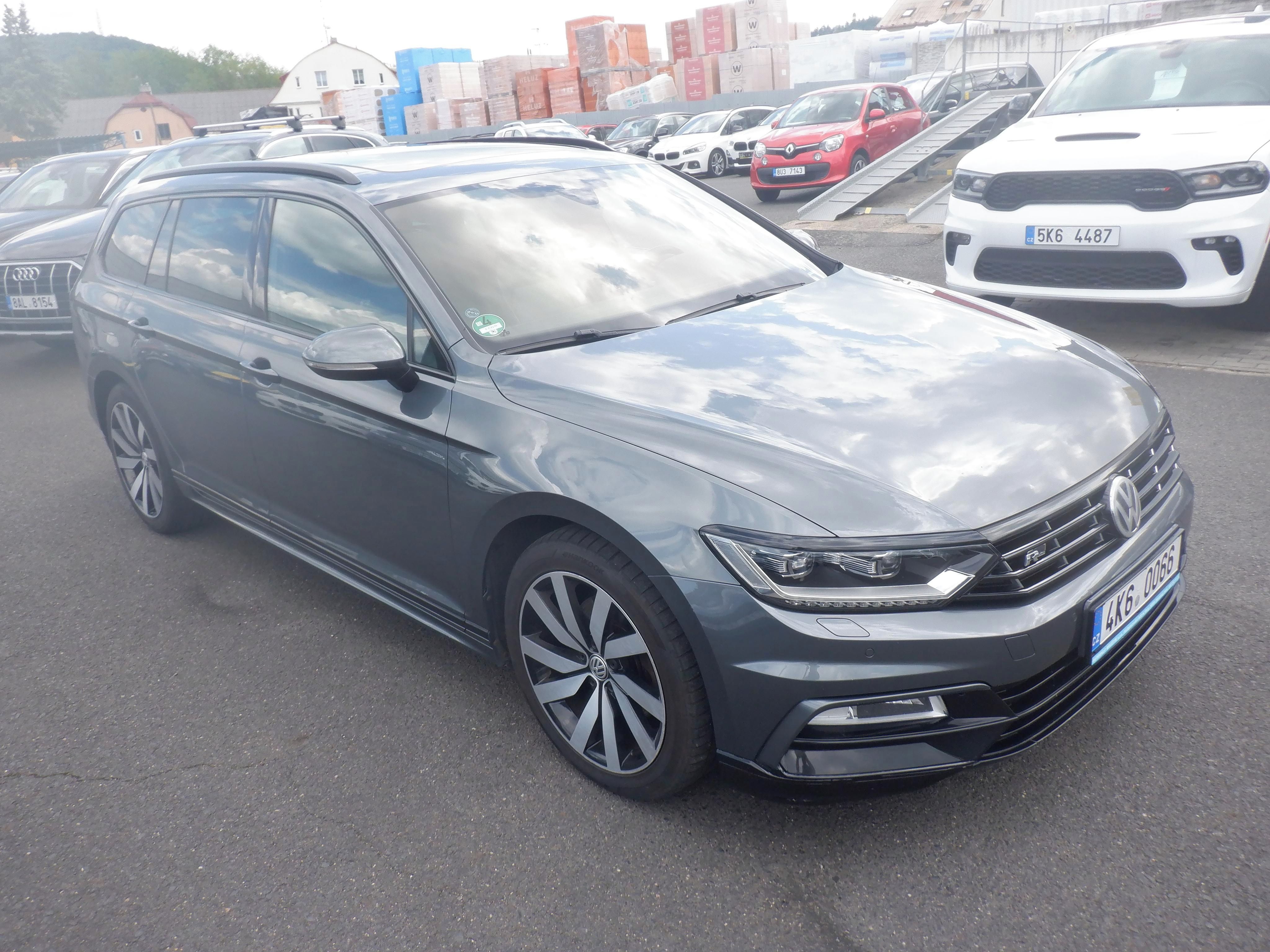Volkswagen Passat, 2.0 TDI R-Line,DSG,DPH - fotka 3