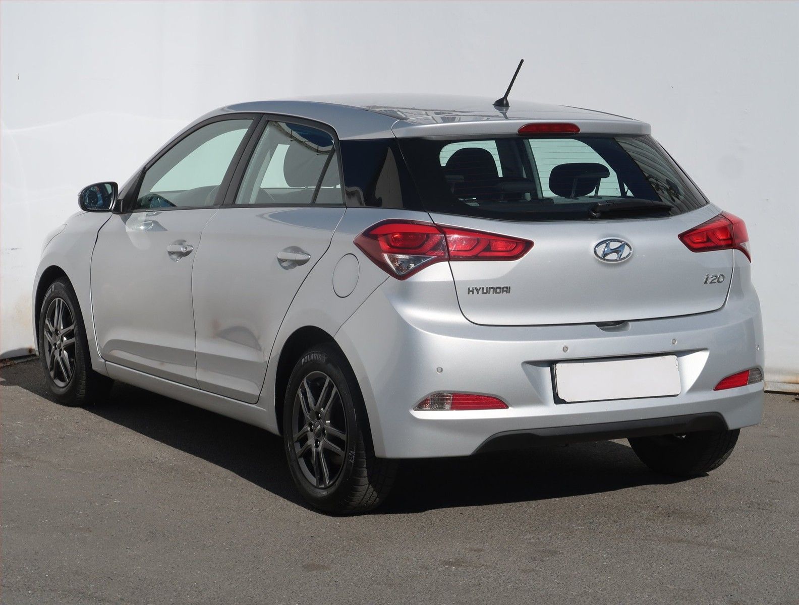 Hyundai i20, 1.4, Automat, Serv.kniha - fotka 4