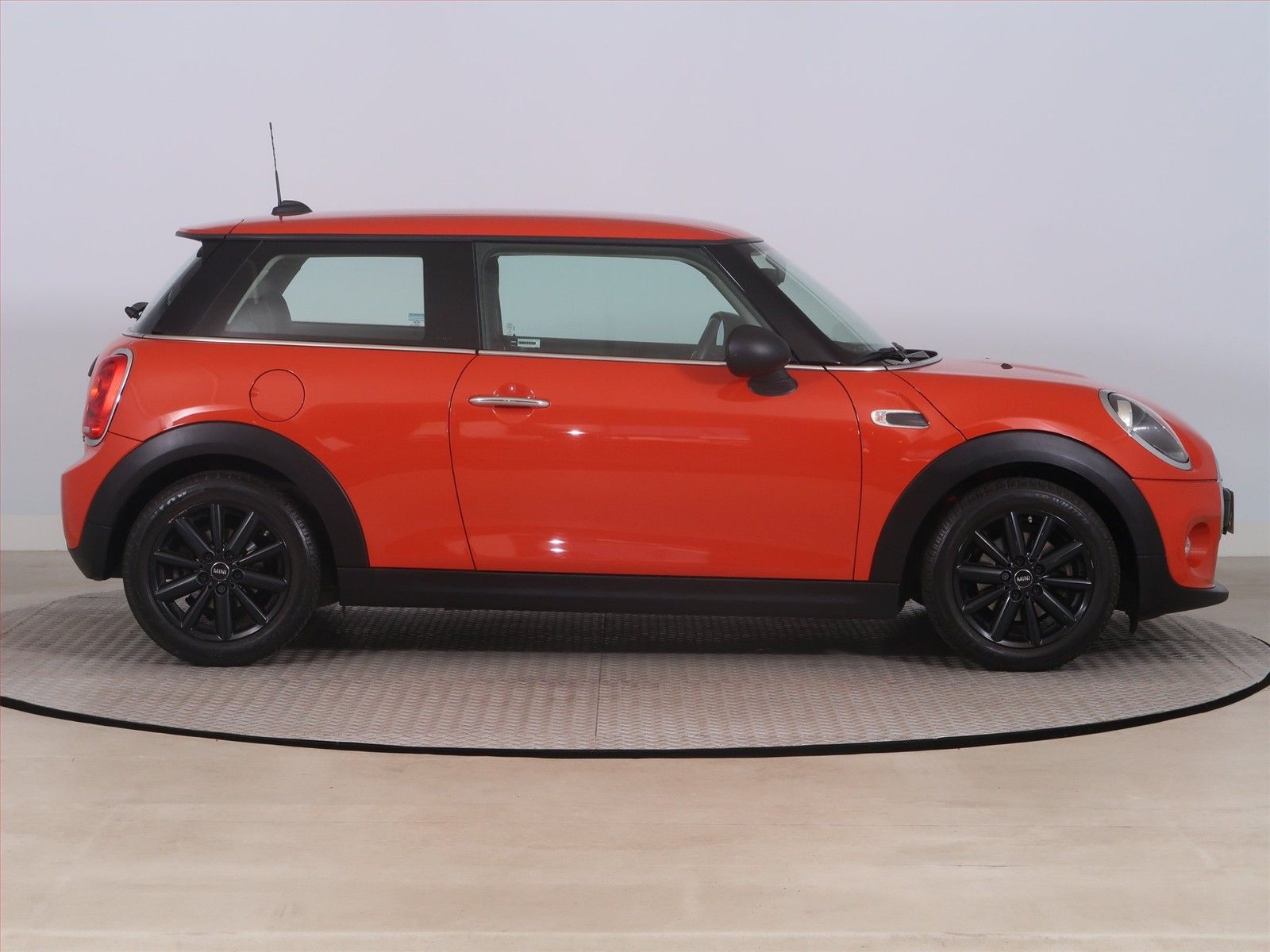 Mini One, One First, ČR,1.maj - fotka 6