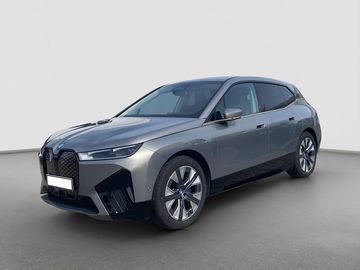 xDrive40 Sport Kamera