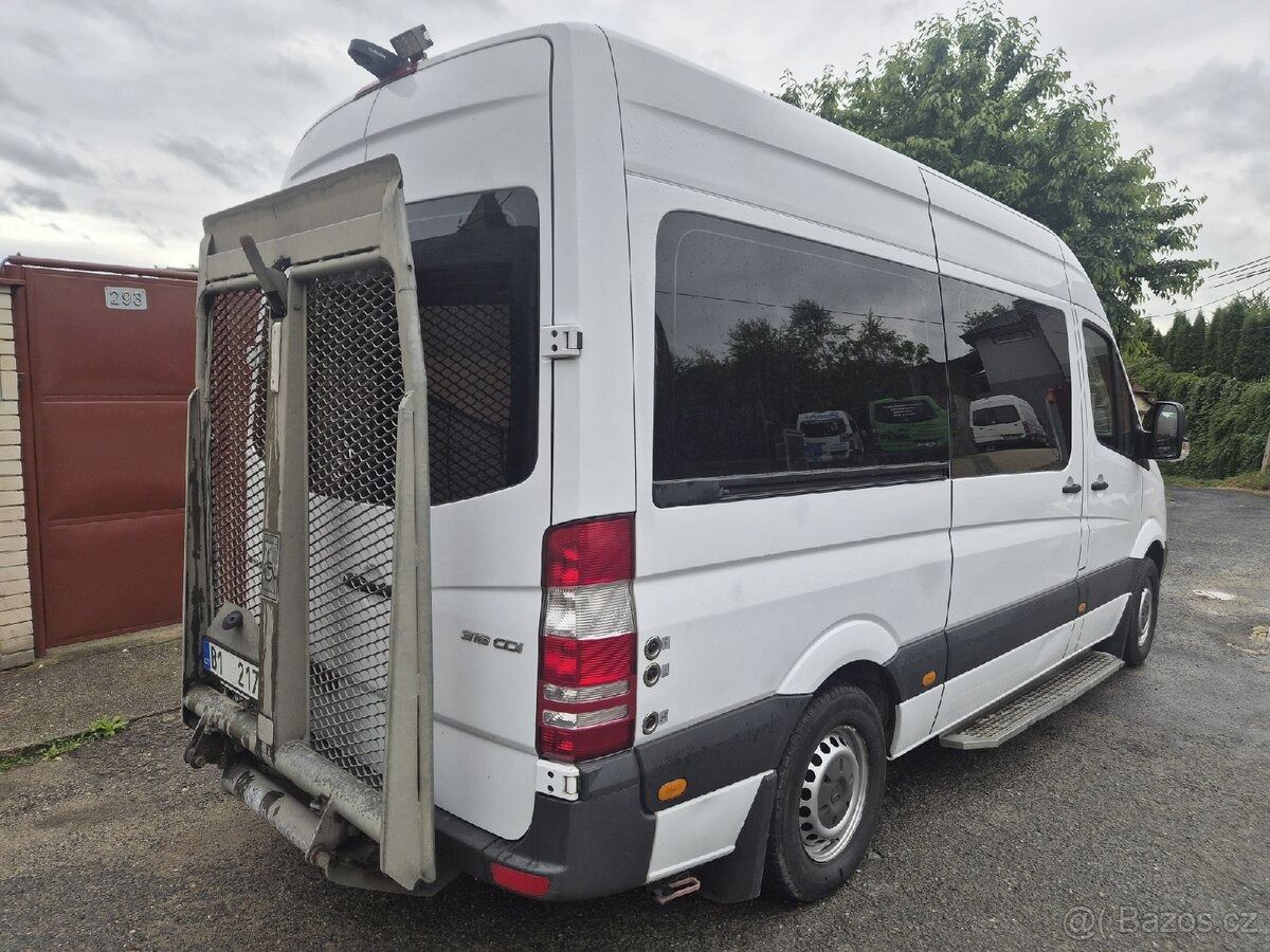 Mercedes-Benz Sprinter, 9 mist +plošina pro vozík - fotka 5
