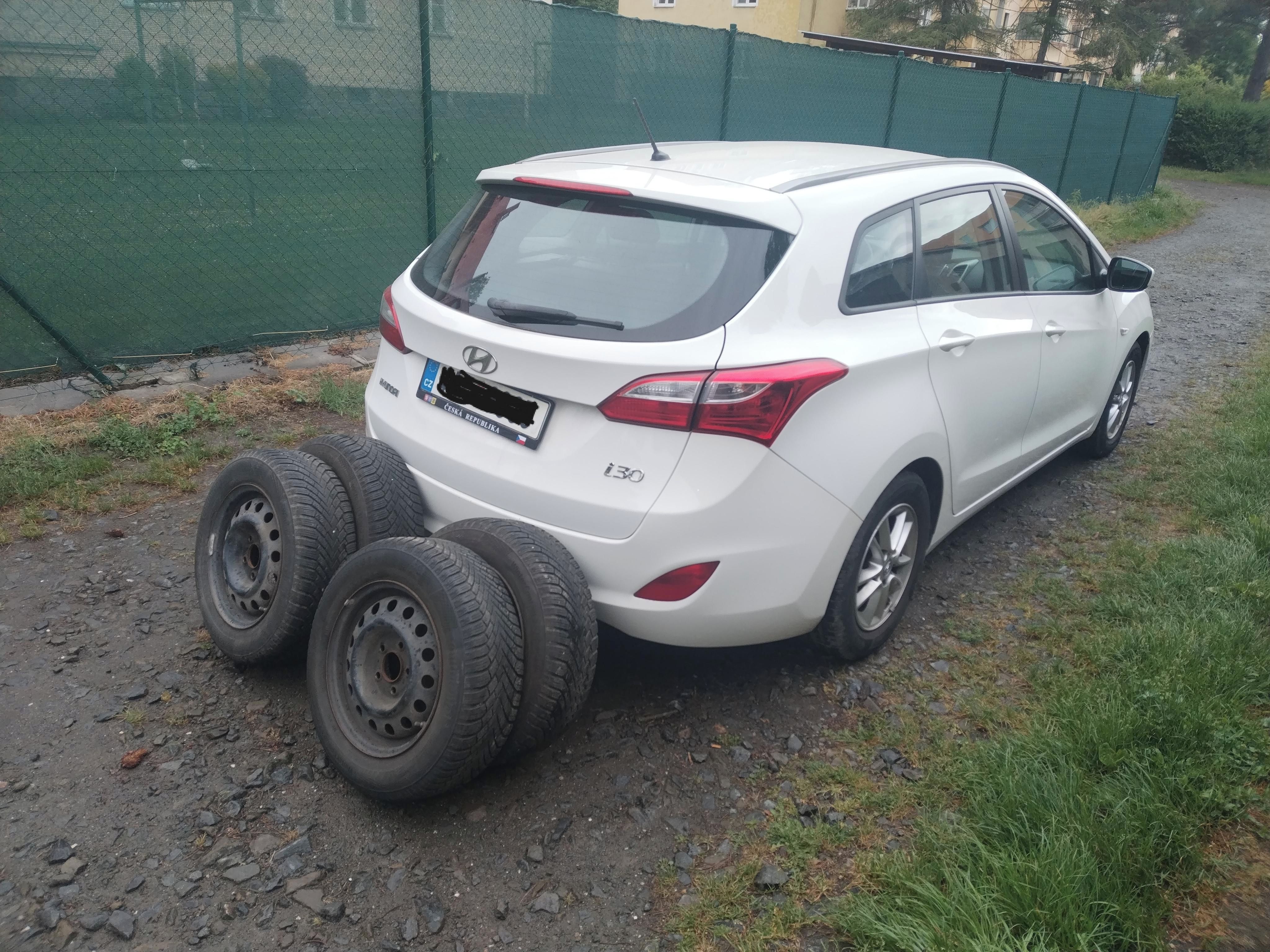 Hyundai i30, 1.6i MPI 88kw,Koup.ČR,1MAJITEL - fotka 4