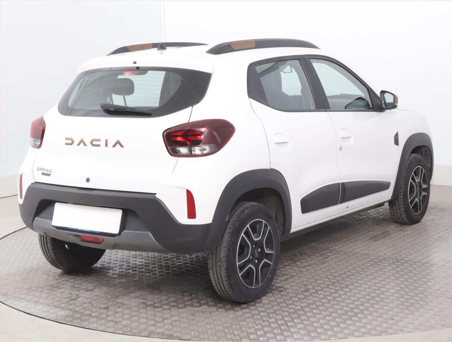 Dacia Spring, Electric 65 (27 kWh), SoH 93% - fotka 5