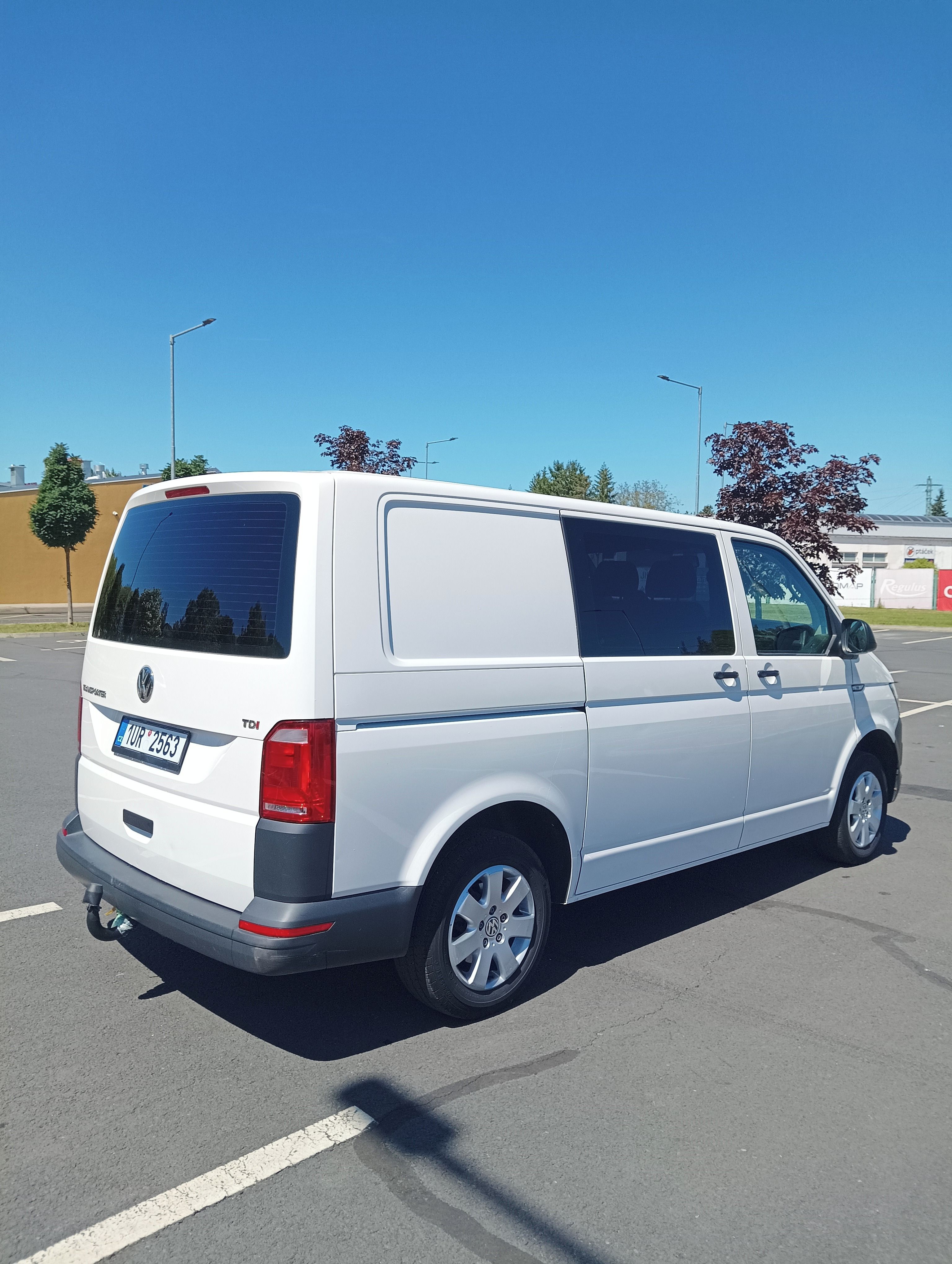 Volkswagen Transporter, T6 2,0TDI 110kW - fotka 3