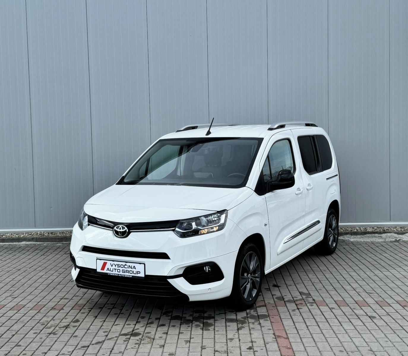 Toyota Proace, 1.5 D-4D L1 Family, DPH,servis - fotka 3